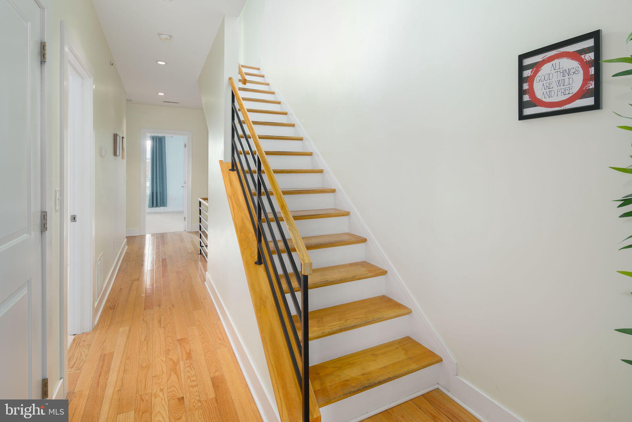 110-112 NAUDAIN ST #4
