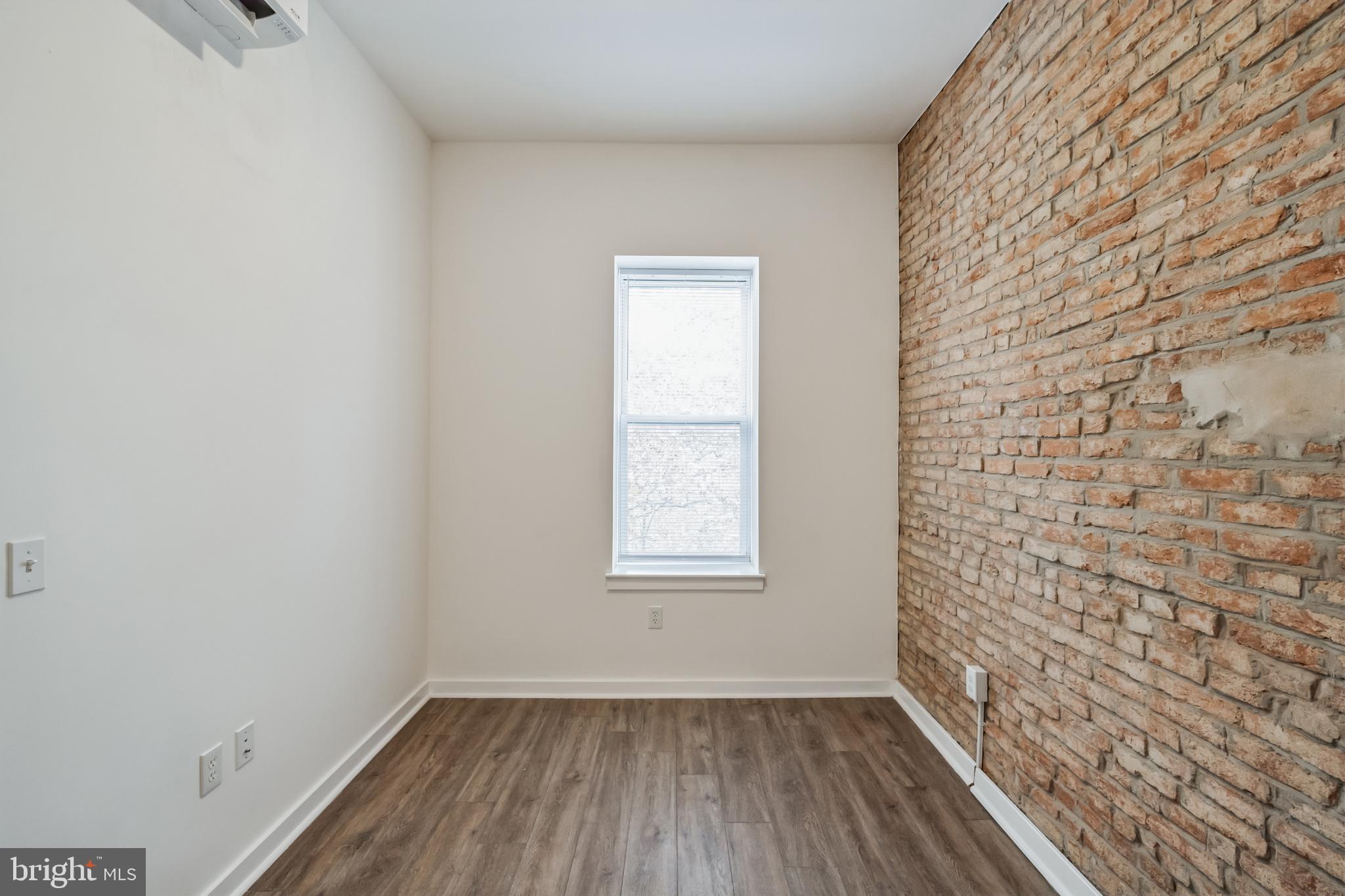 405 S 42nd St #3b