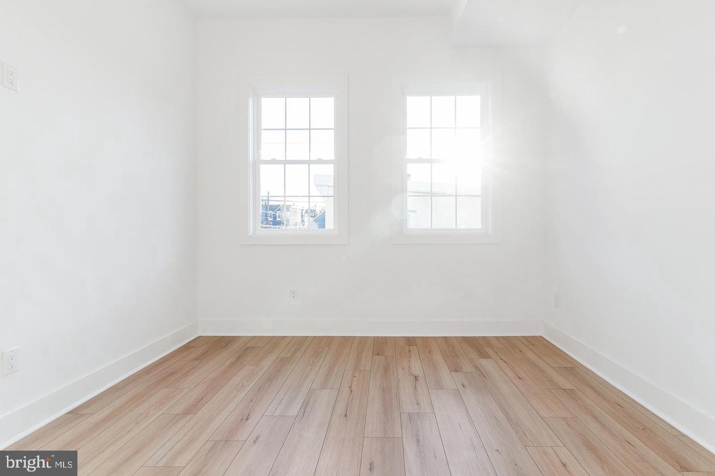 2100 N Hancock St #3