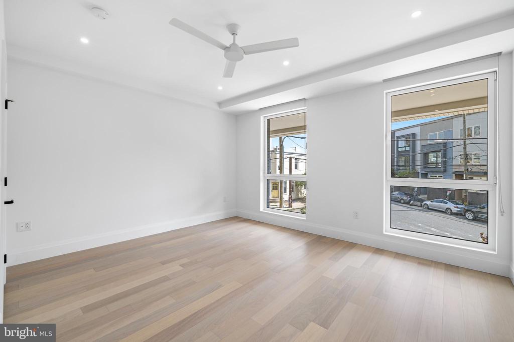 1099 Germantown #Townhouse G6