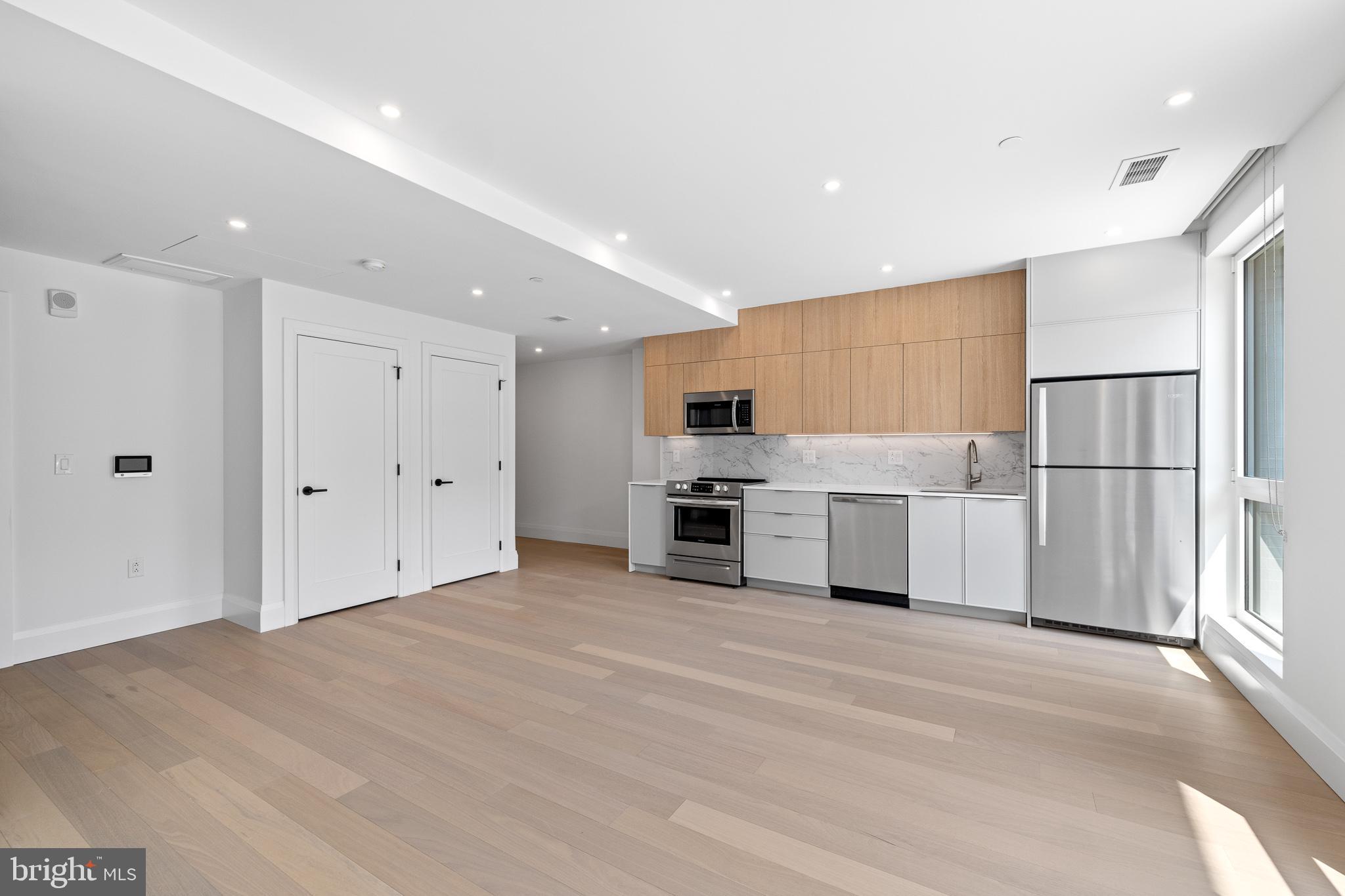 1099 Germantown #Townhouse G6