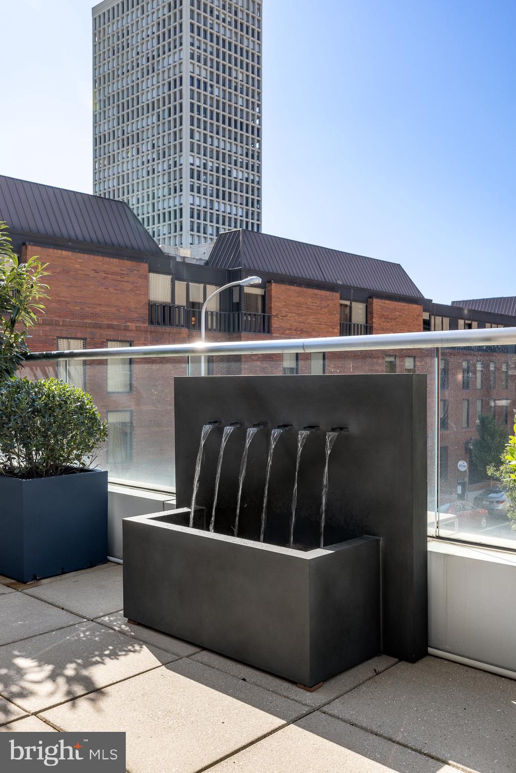 101 Walnut St #2