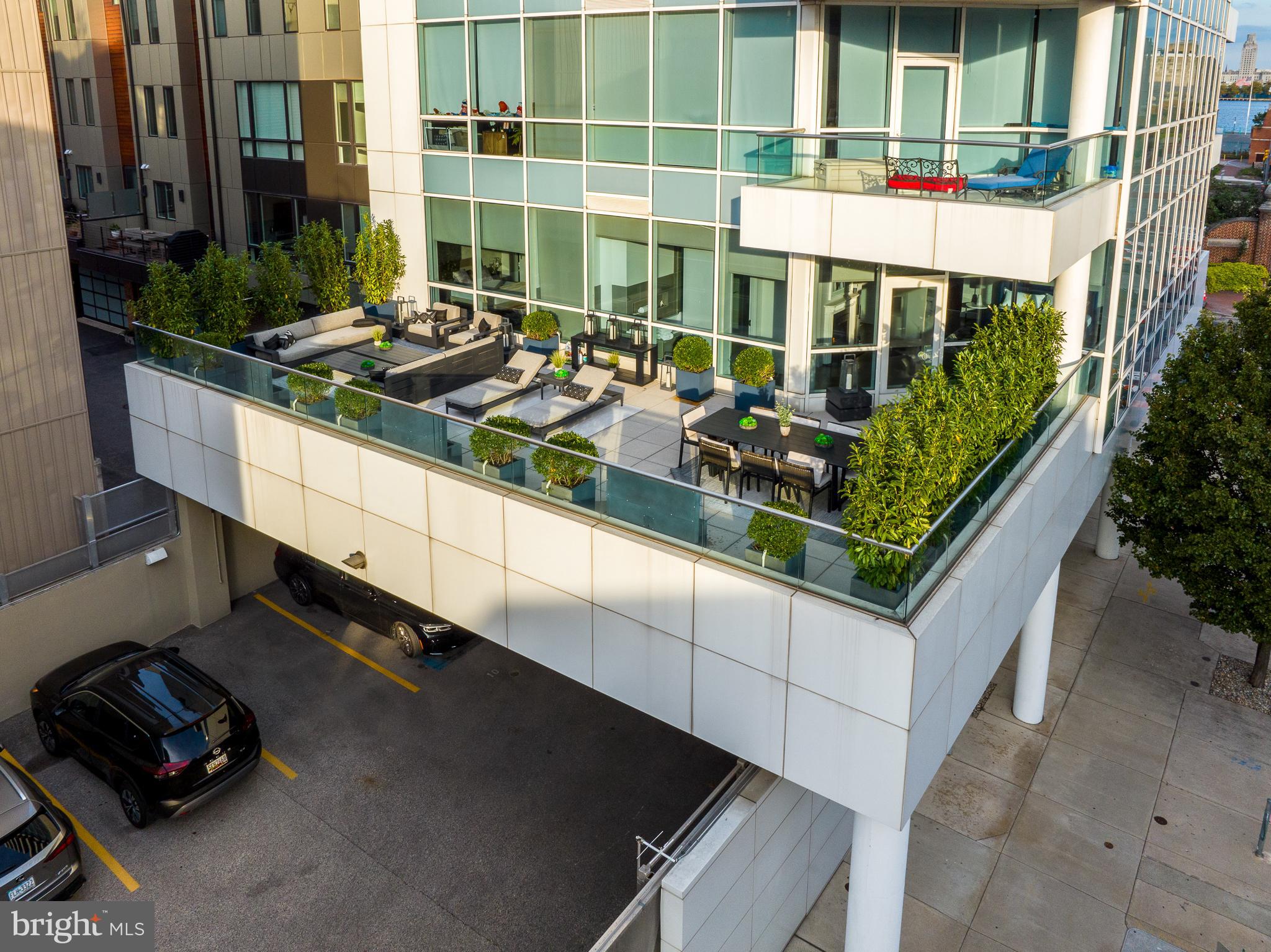 101 Walnut St #2