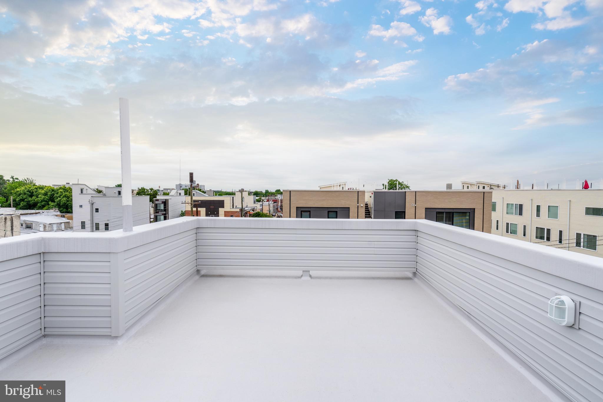 2000 E HUNTINGDON ST #3