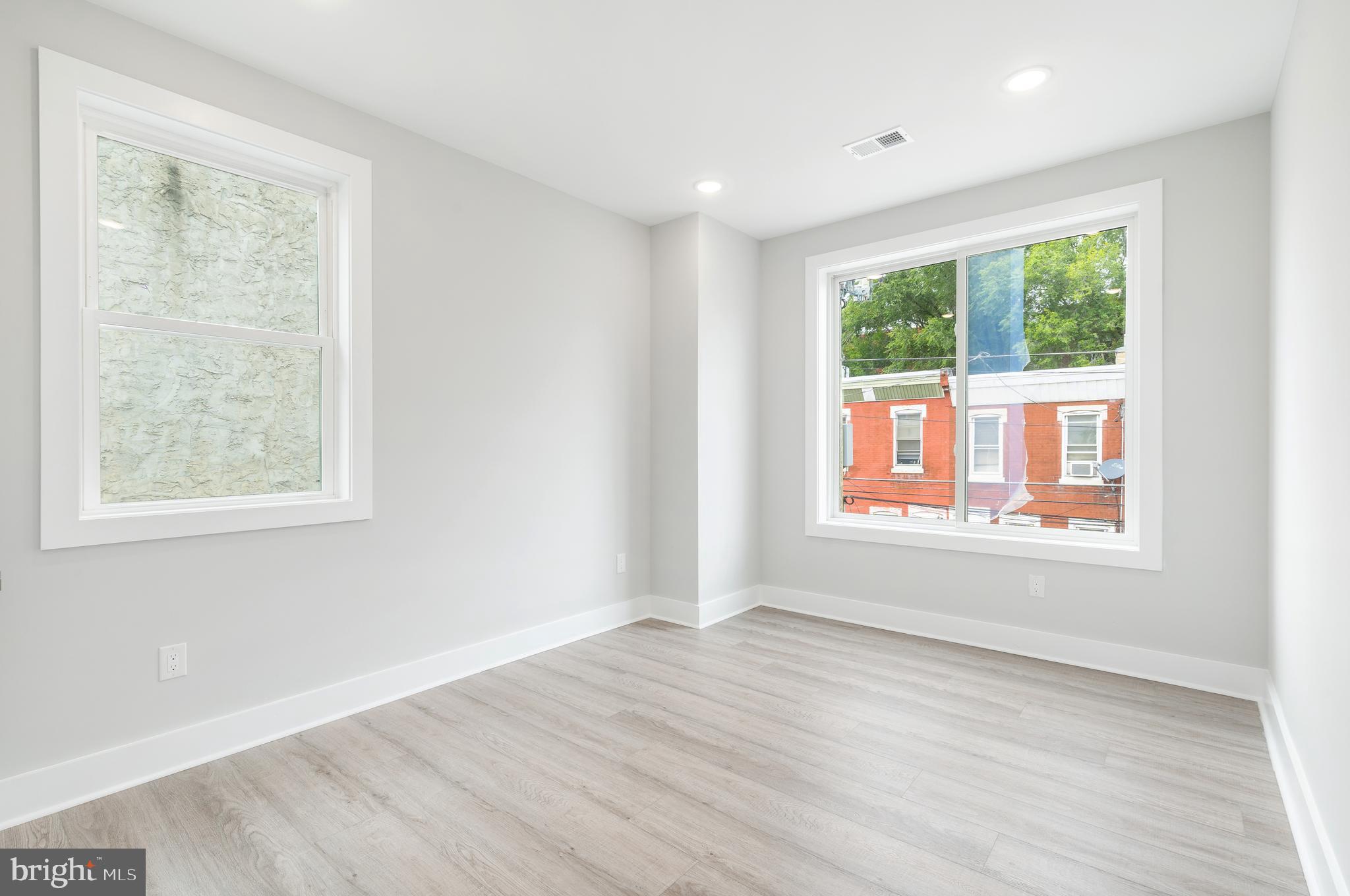 2000 E HUNTINGDON ST #3