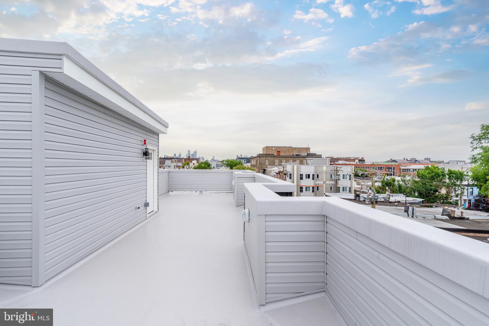 2000 E HUNTINGDON ST #3