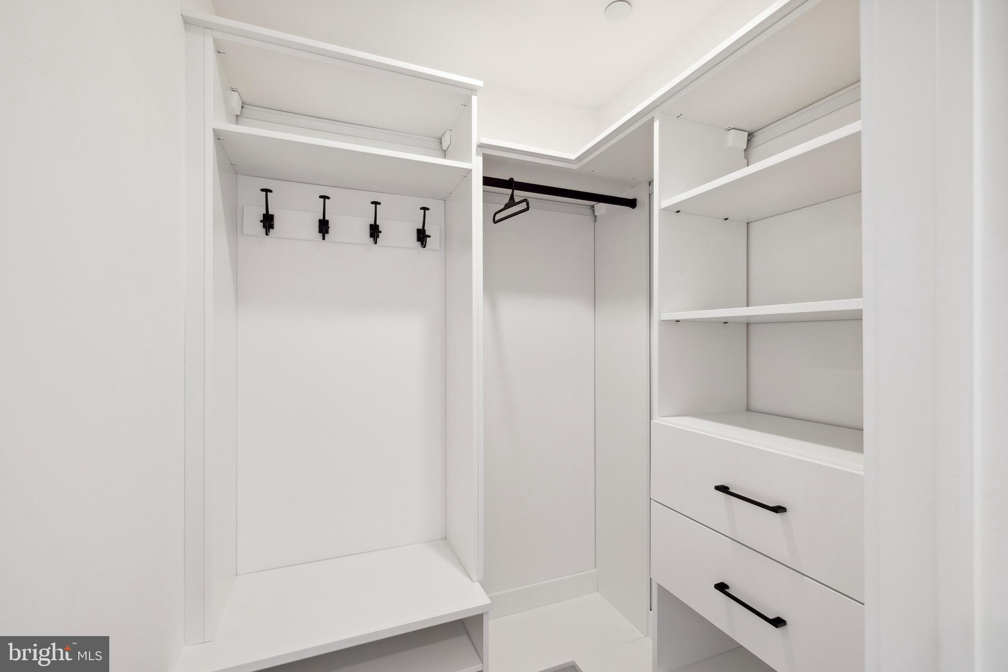 1501 N 31st St #Ph12