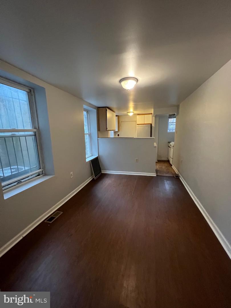 621 S 18TH #1FL