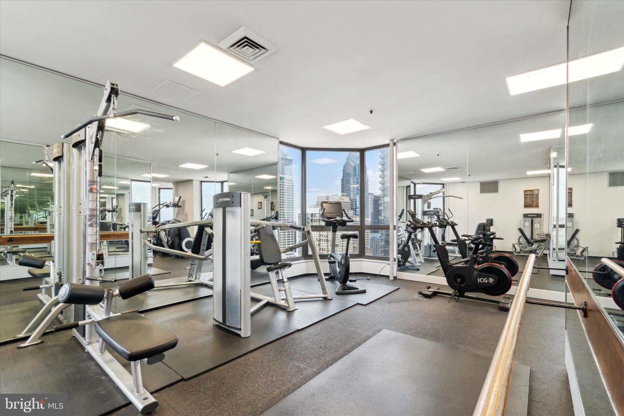 2018-32 WALNUT ST #23F