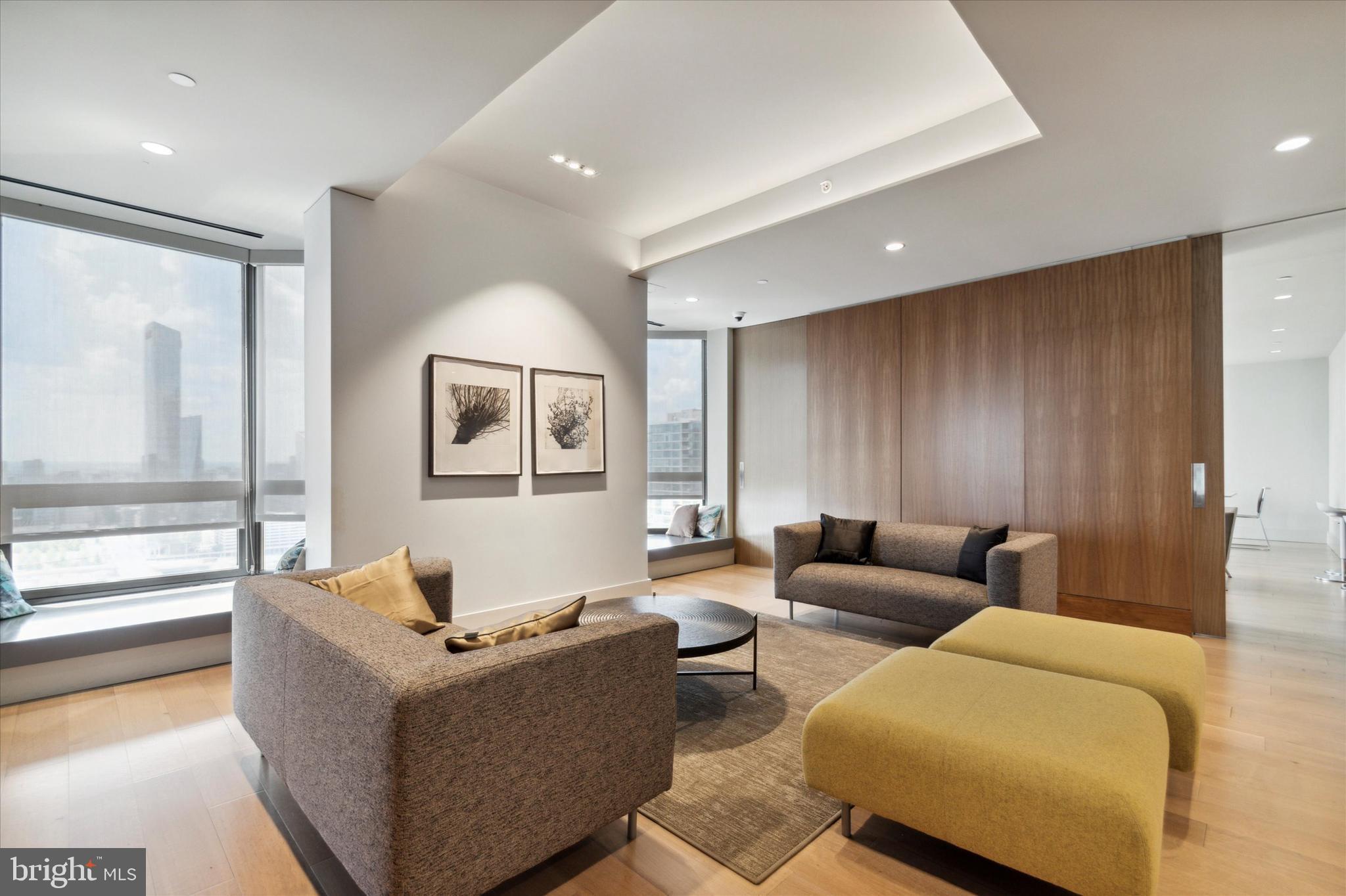 2018-32 WALNUT ST #23F