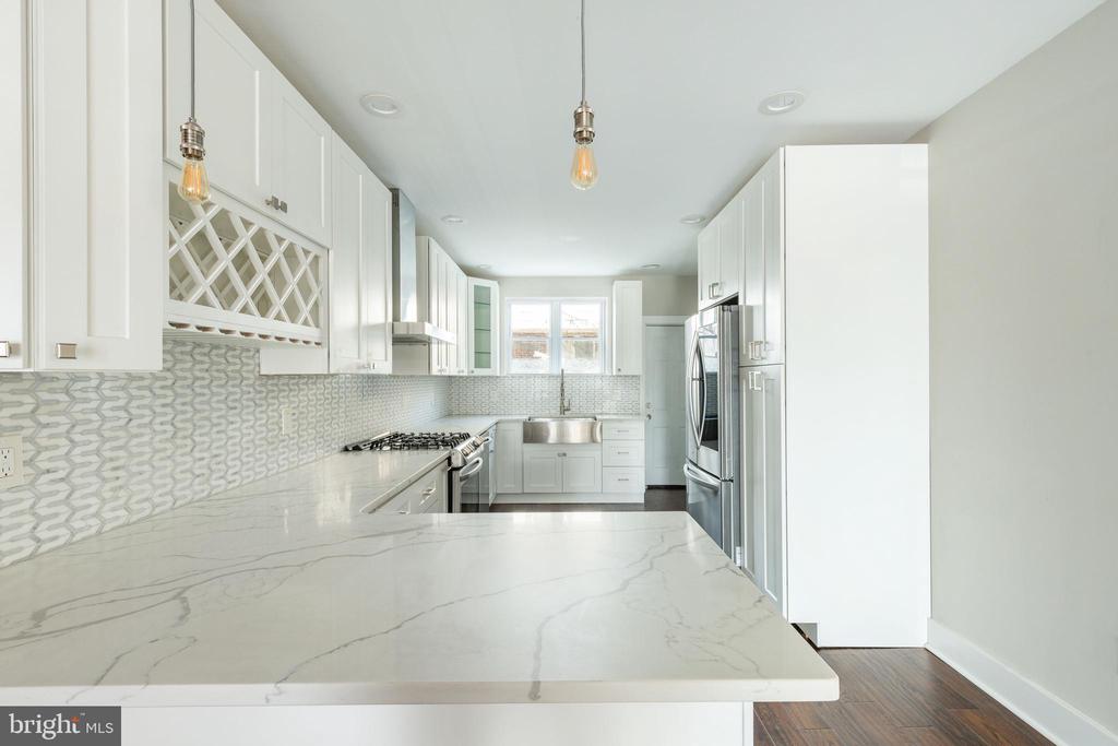 2014 S 21st St