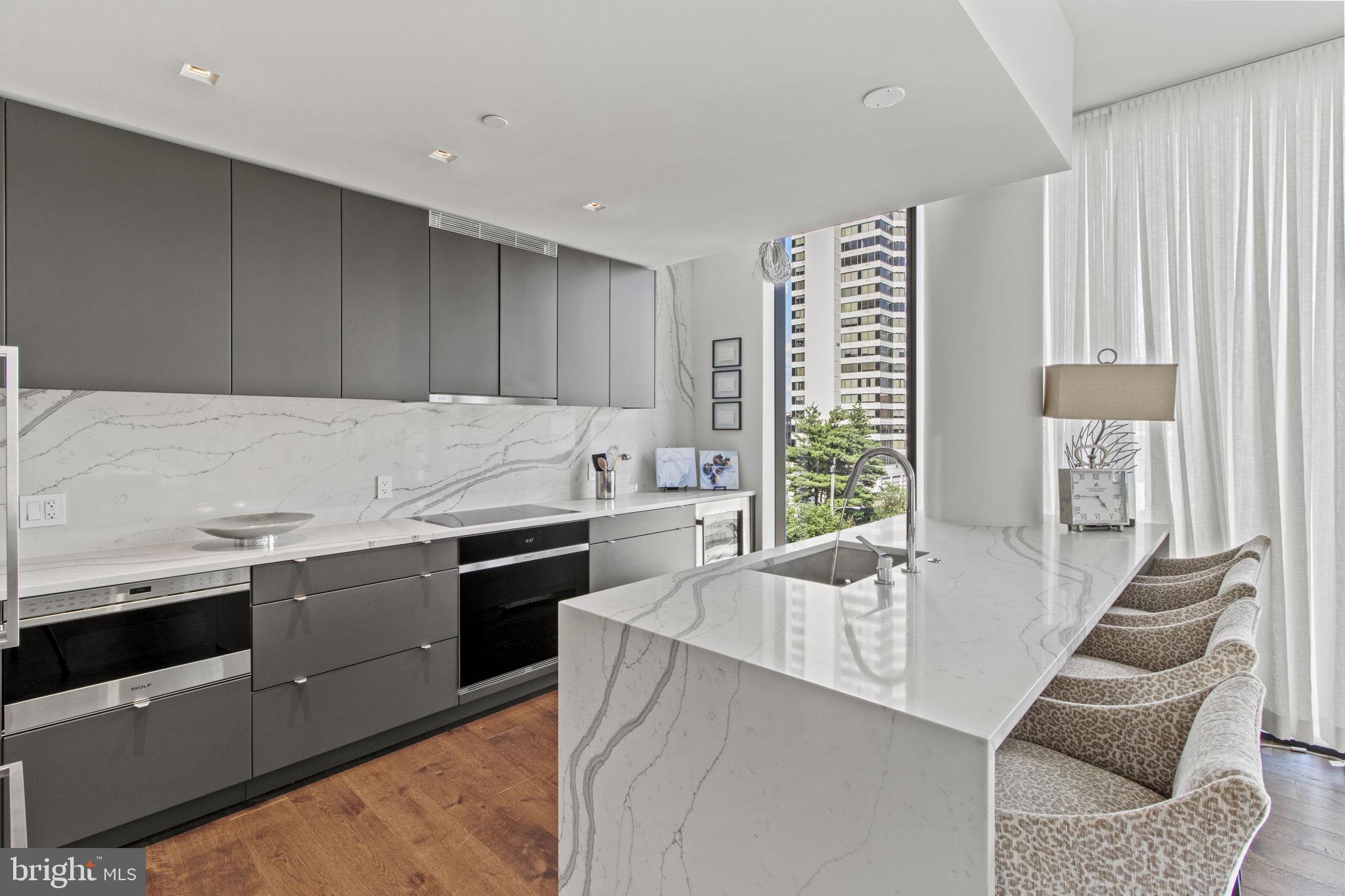 2100 HAMILTON ST #5D