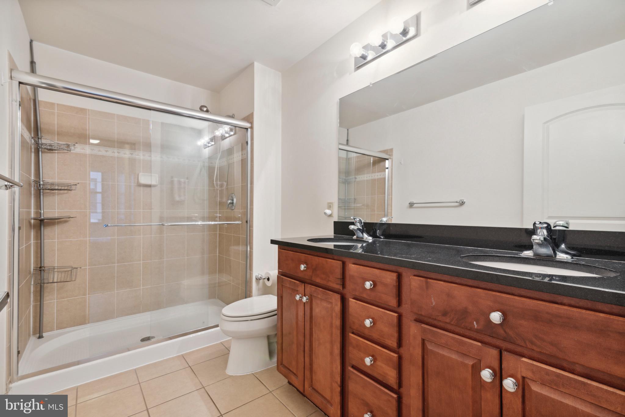 112 N 2nd St #5d5