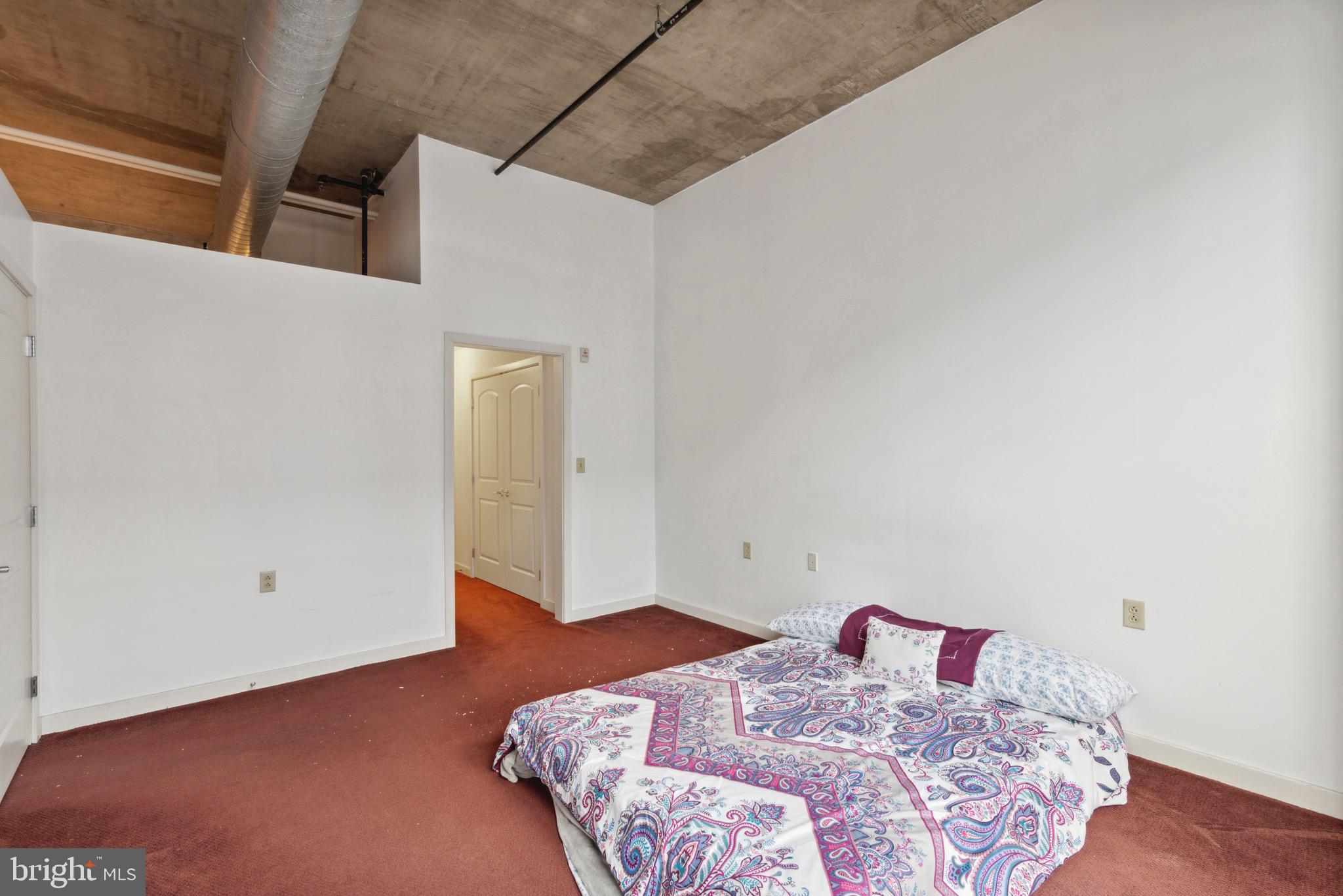 112 N 2nd St #5d5
