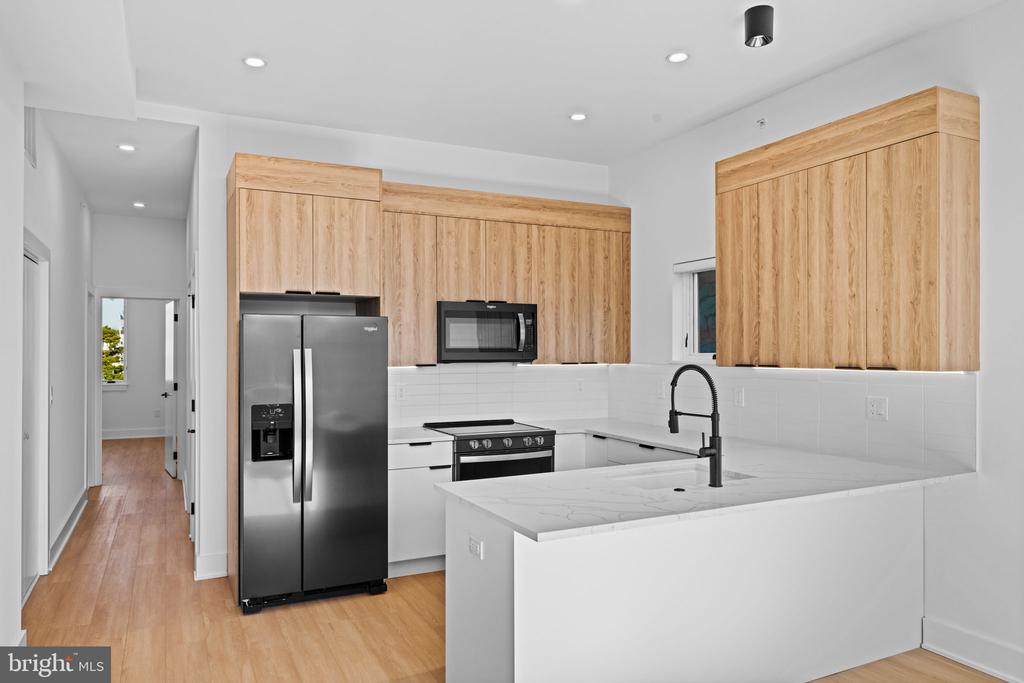 4225 Powelton Ave