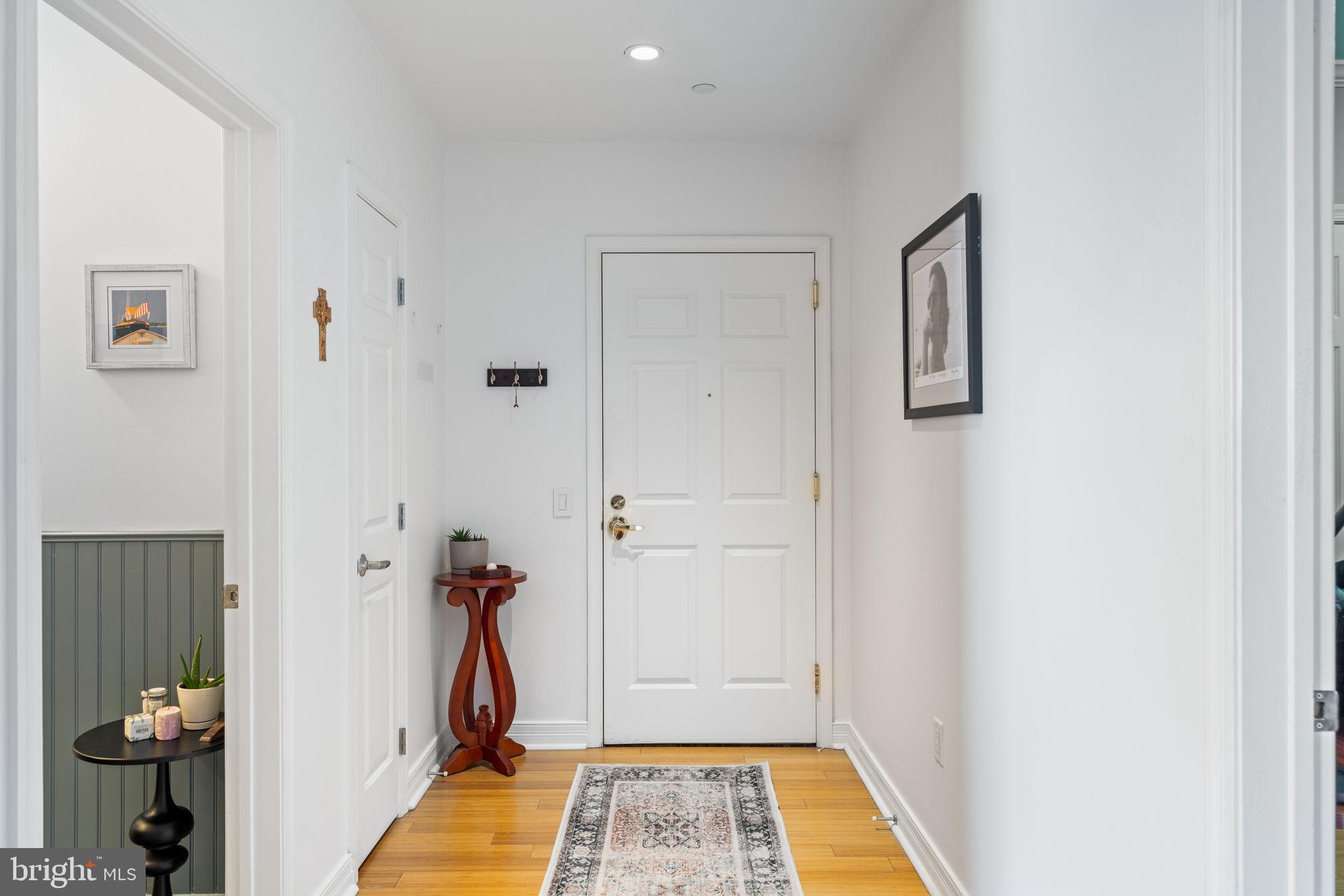 1600-18 Arch St #1713