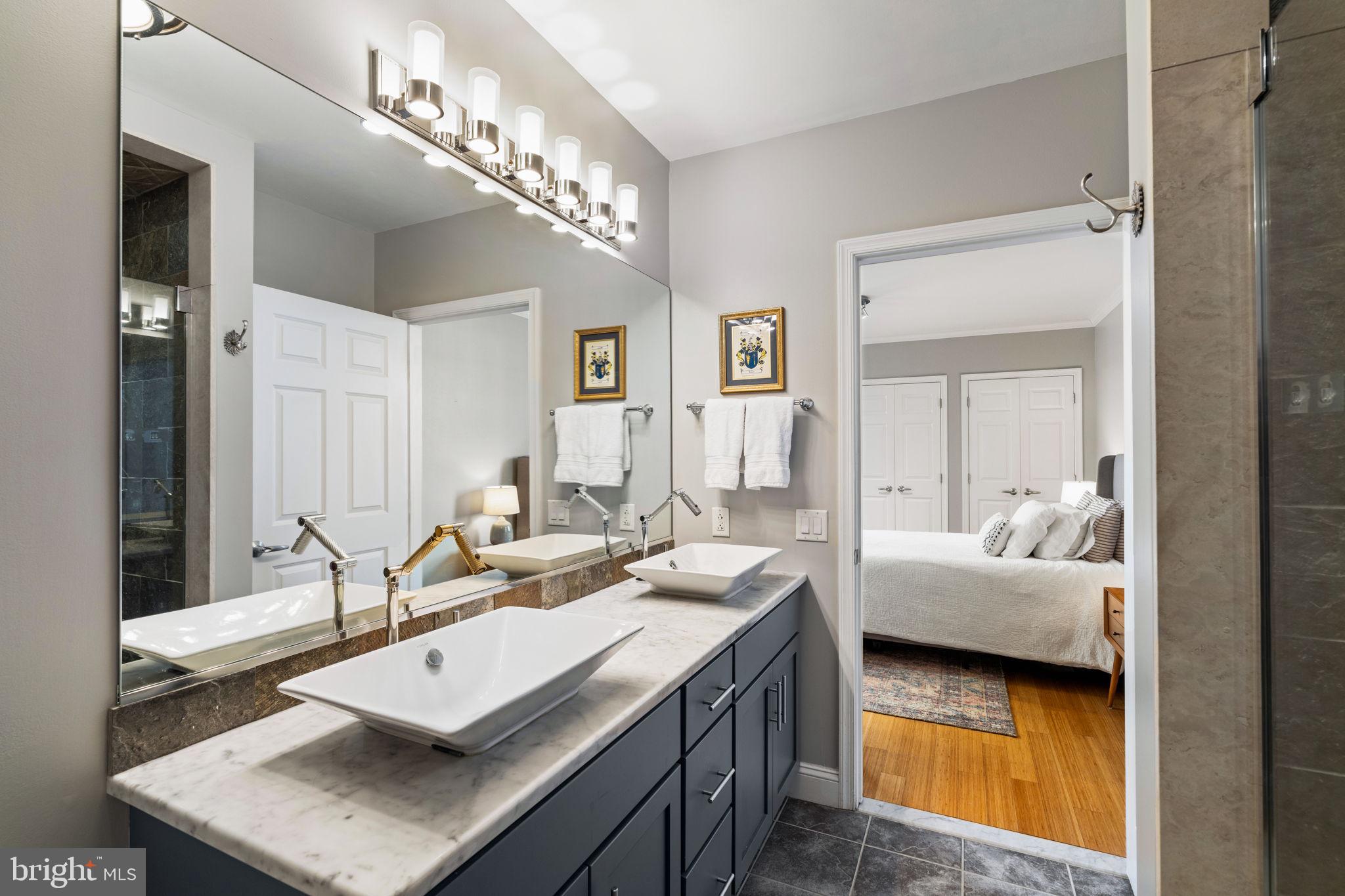 1600-18 Arch St #1713