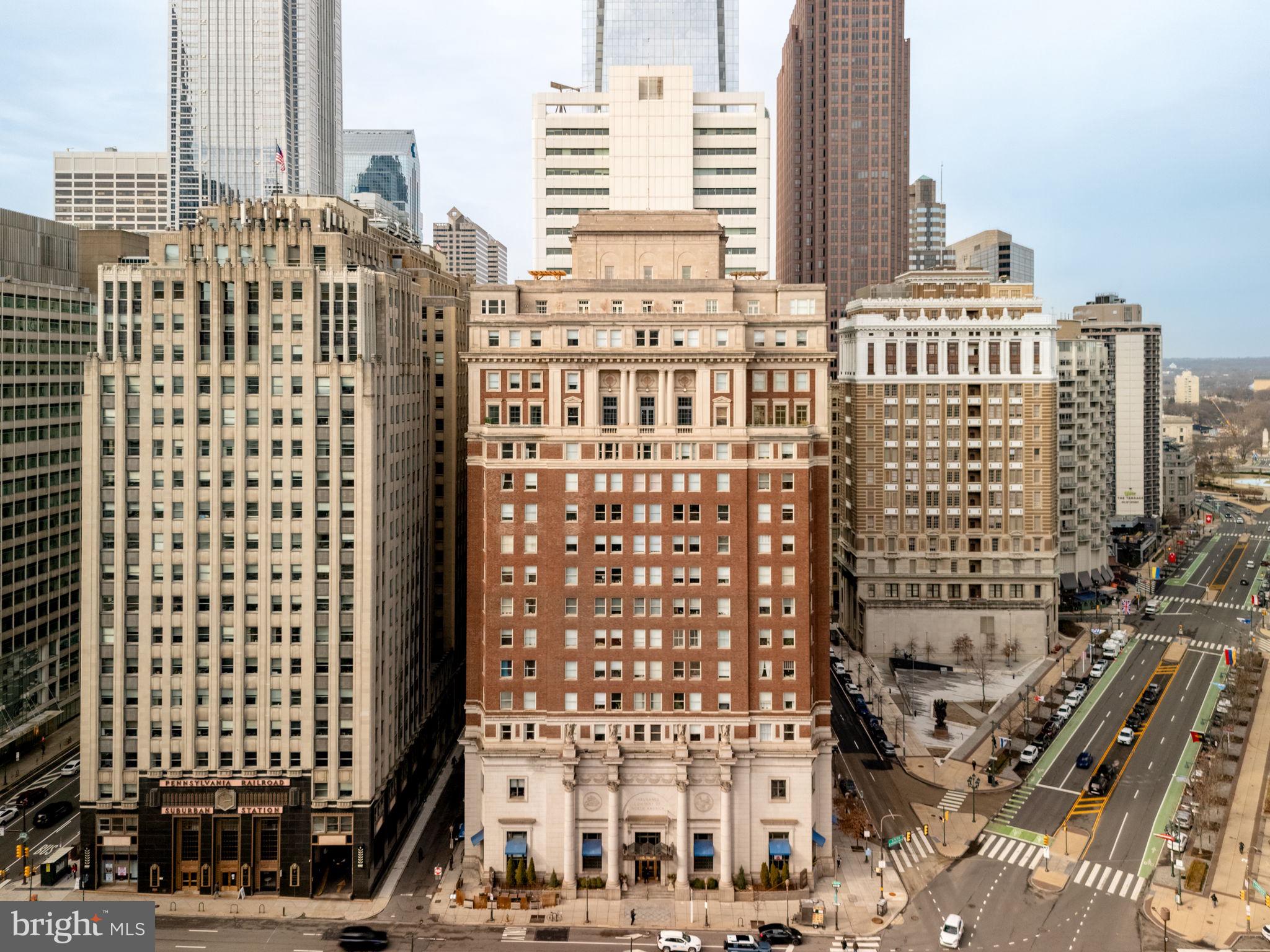 1600-18 Arch St #1713