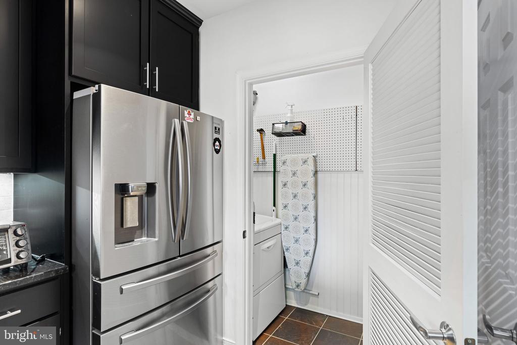 1600-18 Arch St #1713