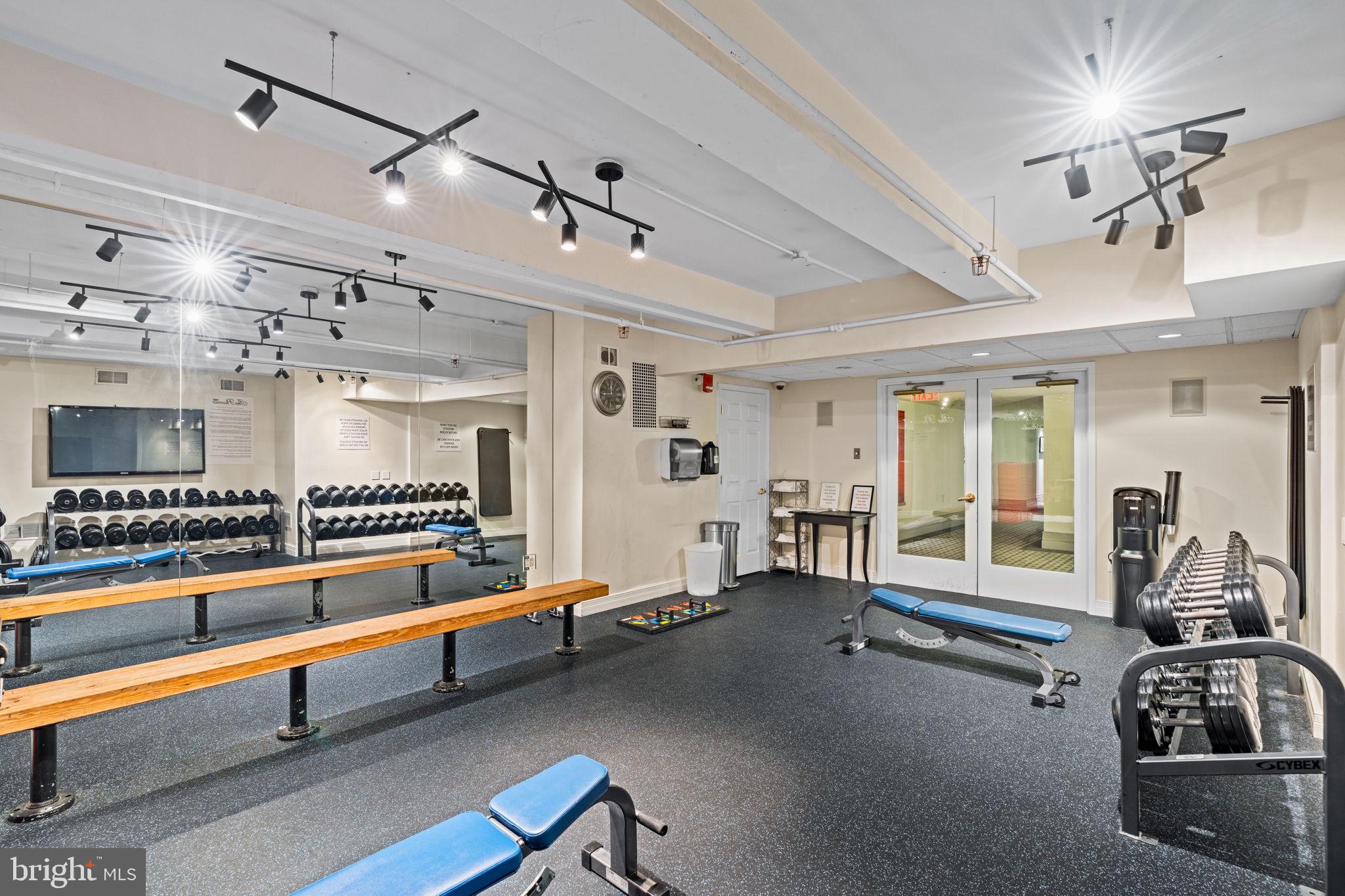 1600-18 Arch St #1713