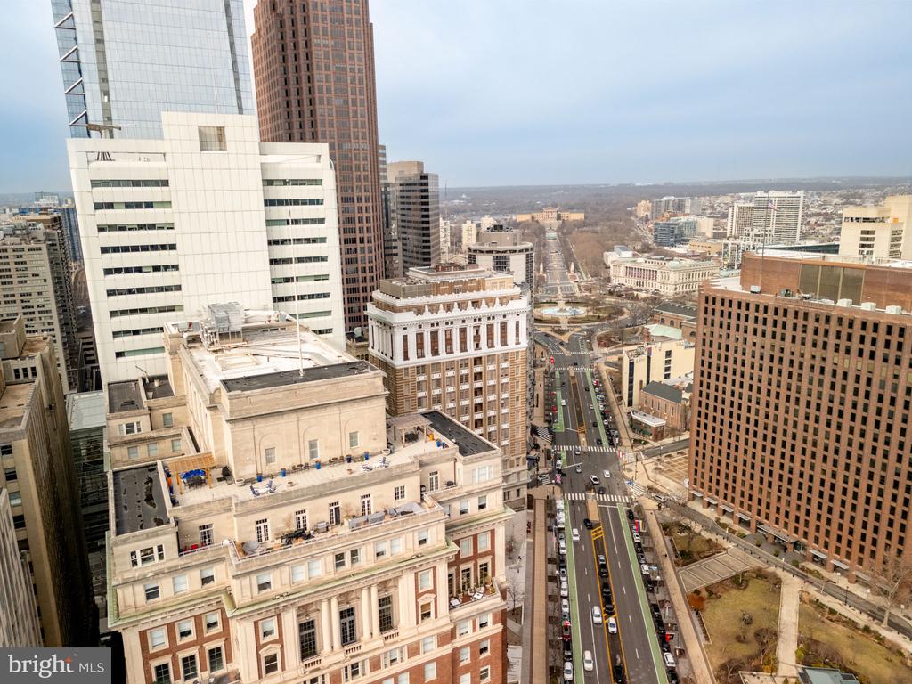 1600-18 Arch St #1713