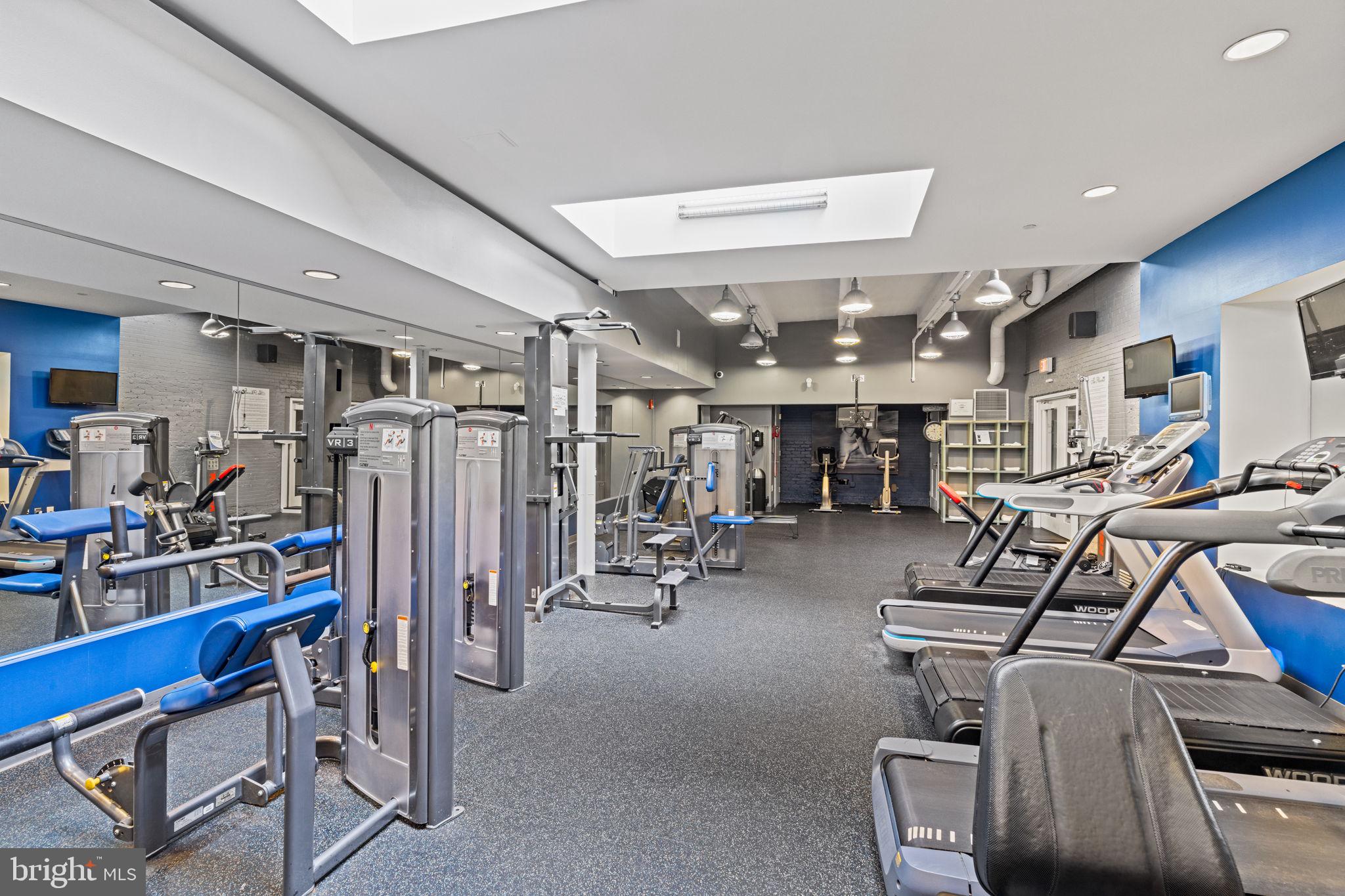 1600-18 Arch St #1713