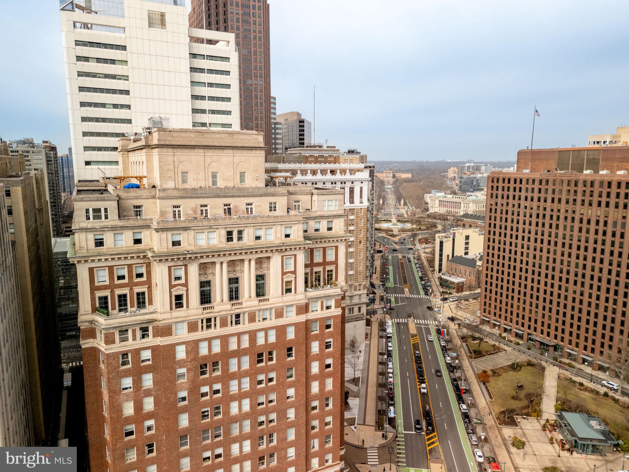 1600-18 Arch St #1713