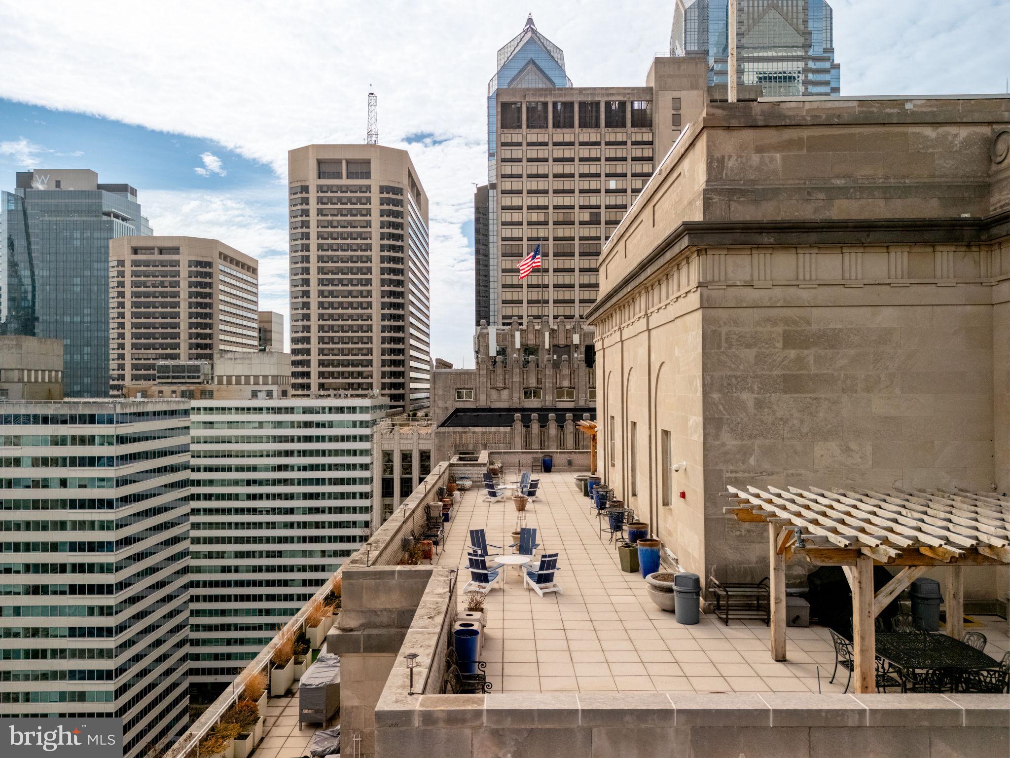 1600-18 Arch St #1713