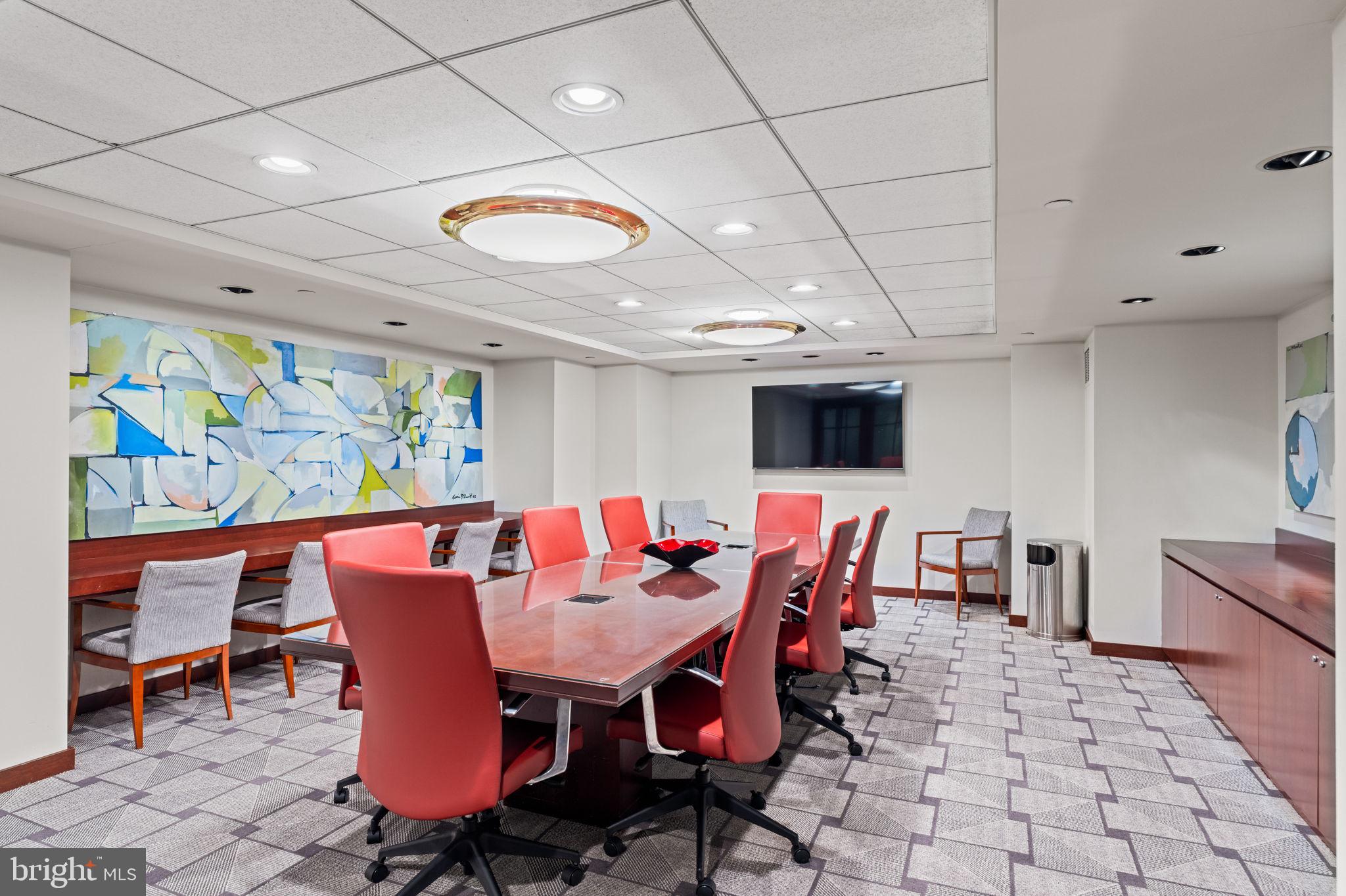 1600-18 Arch St #1713