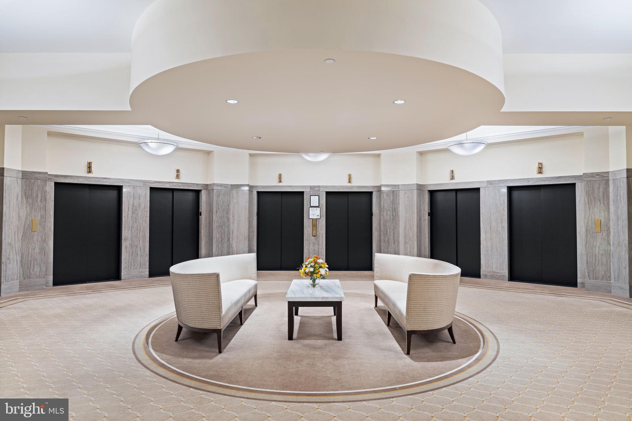 1600-18 Arch St #1713