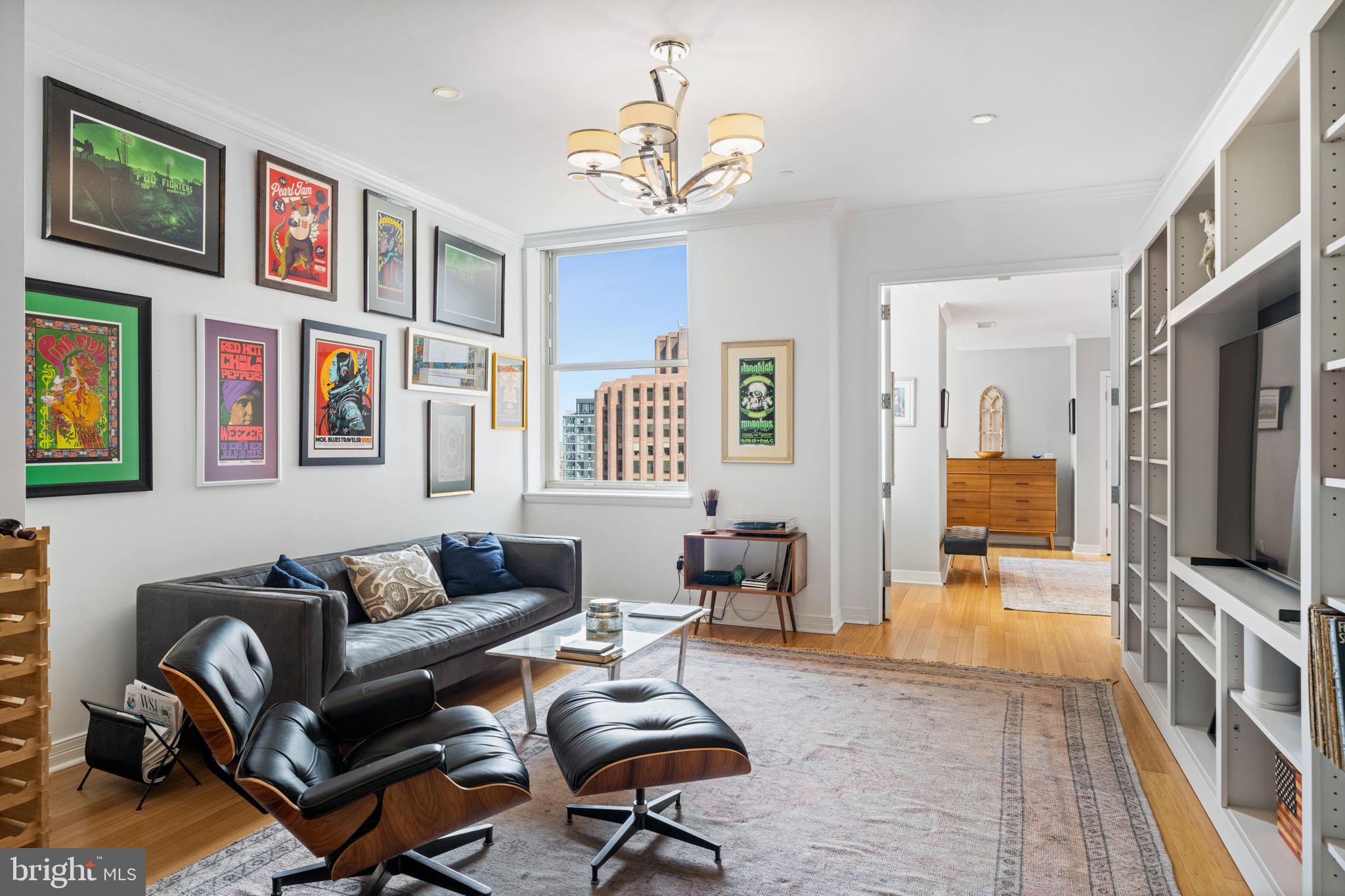 1600-18 Arch St #1713