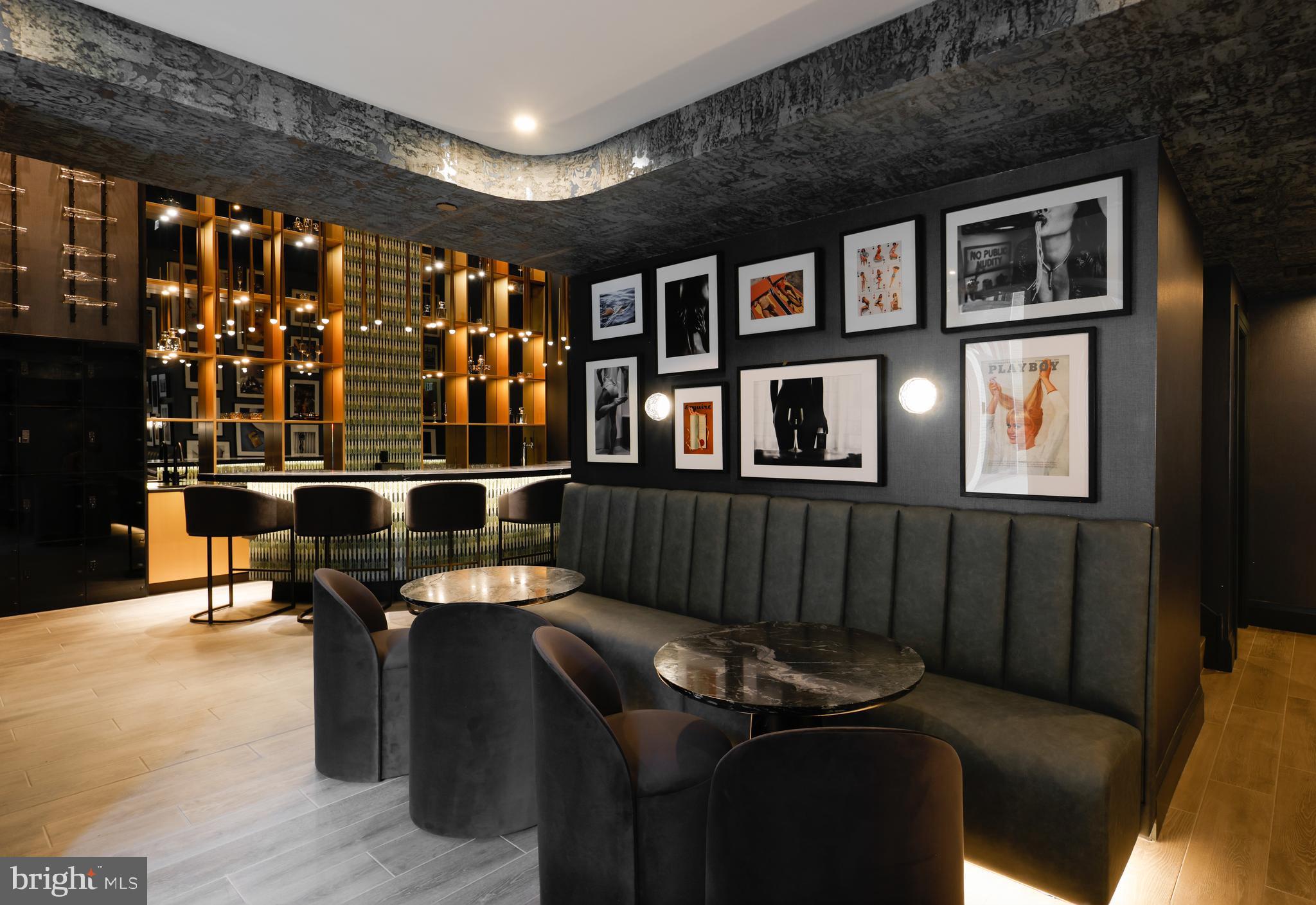 1099 GERMANTOWN AVE #PENTHOUSE H1236