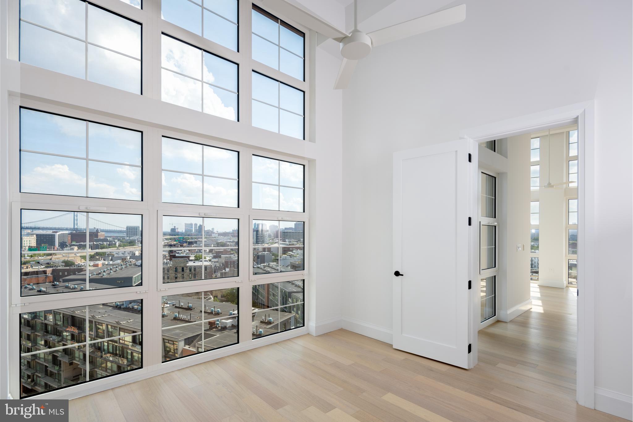 1099 GERMANTOWN AVE #PENTHOUSE H1244