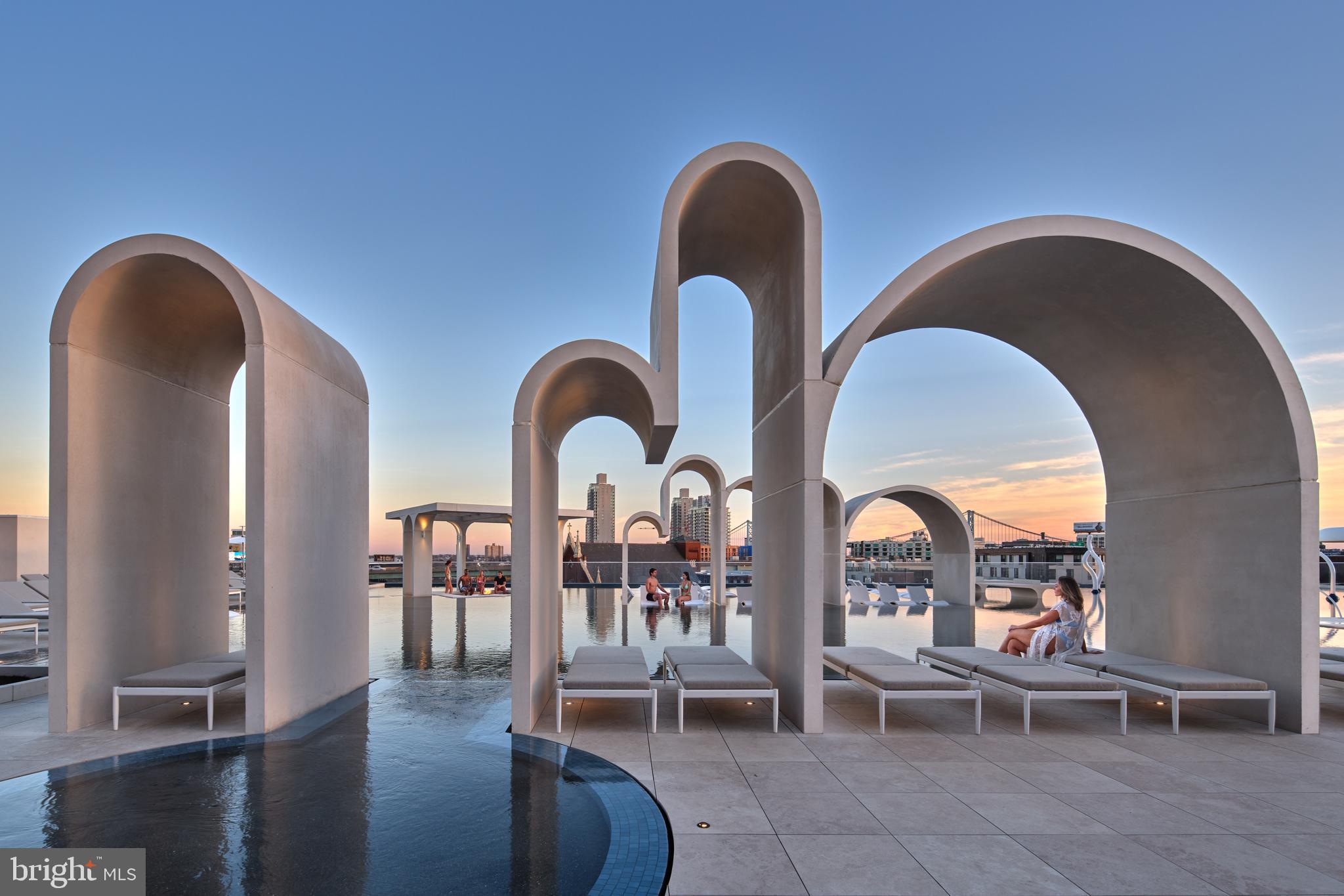 1099 GERMANTOWN AVE #PENTHOUSE H1244