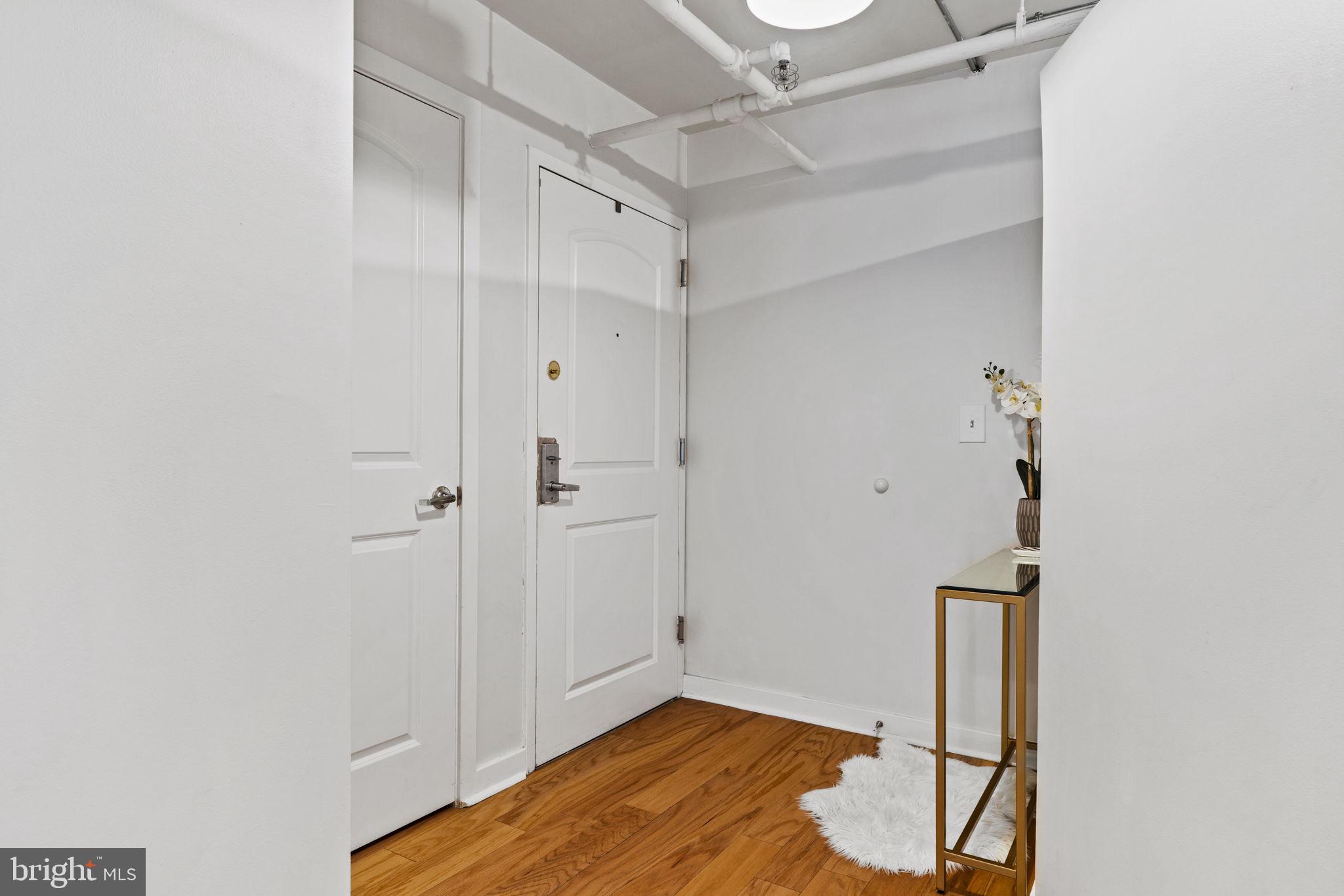 112 N 2nd St #5h4