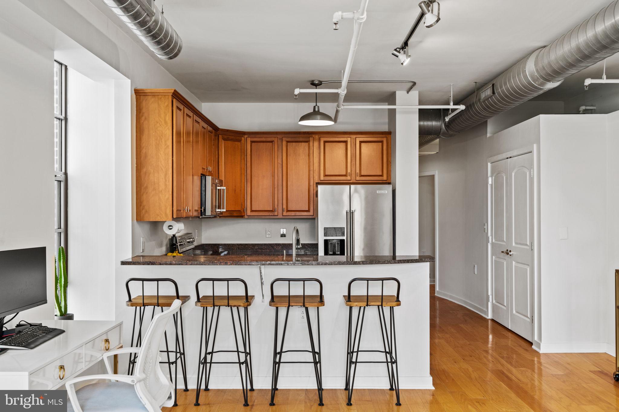 112 N 2nd St #5h4
