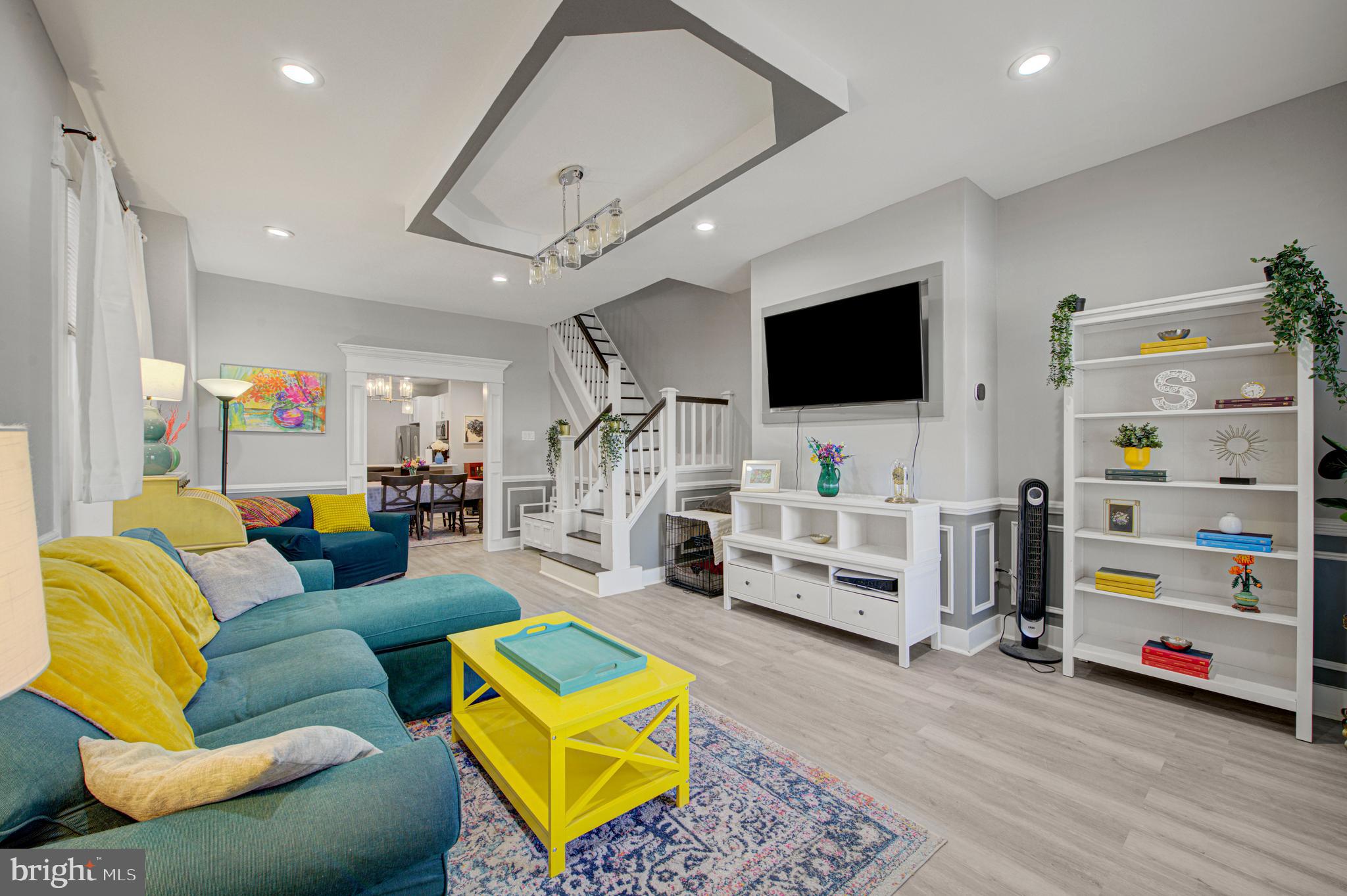 5532 Cedar Ave
