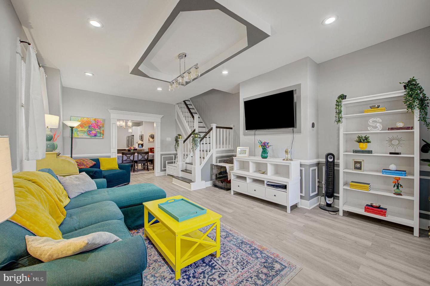 5532 Cedar Ave