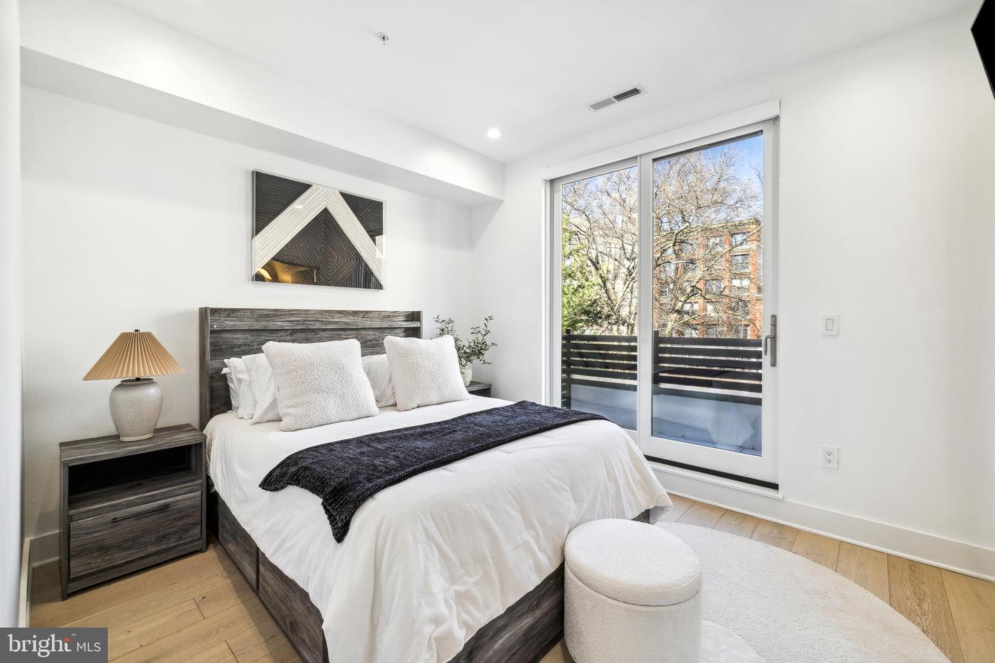 48 N 3rd St #3