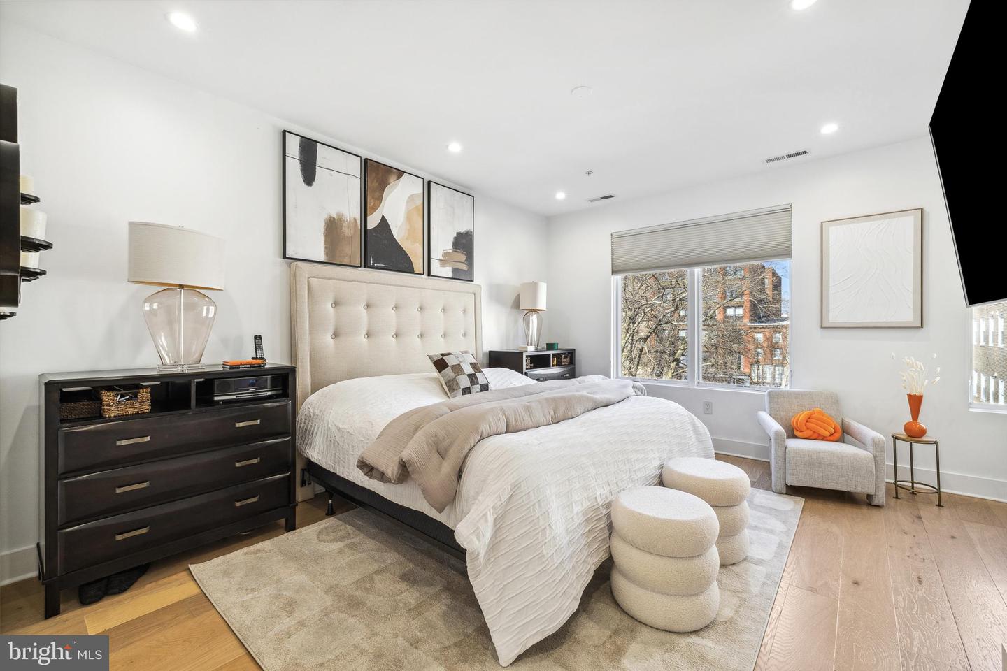 48 N 3rd St #3