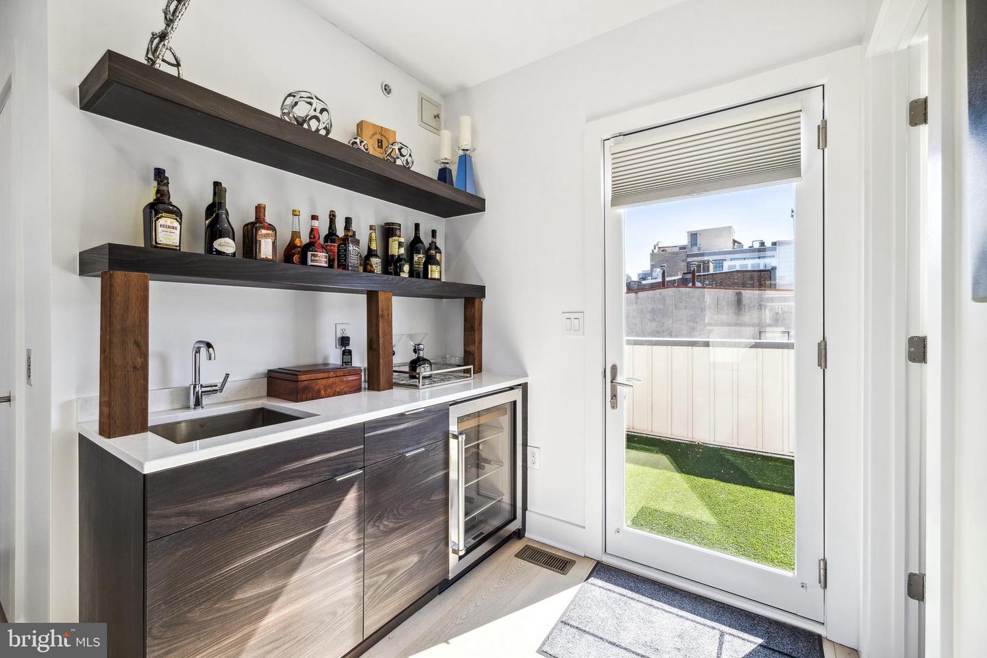 48 N 3rd St #3