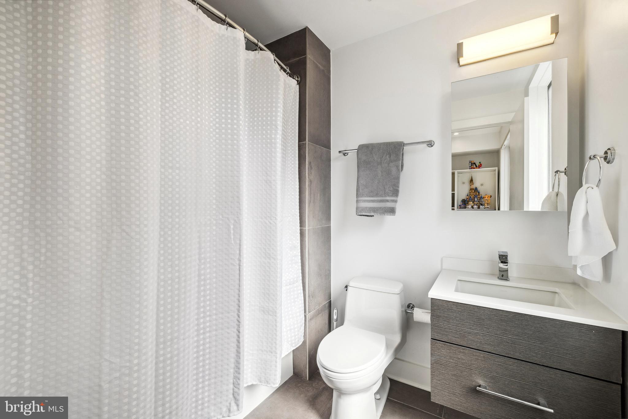48 N 3rd St #3
