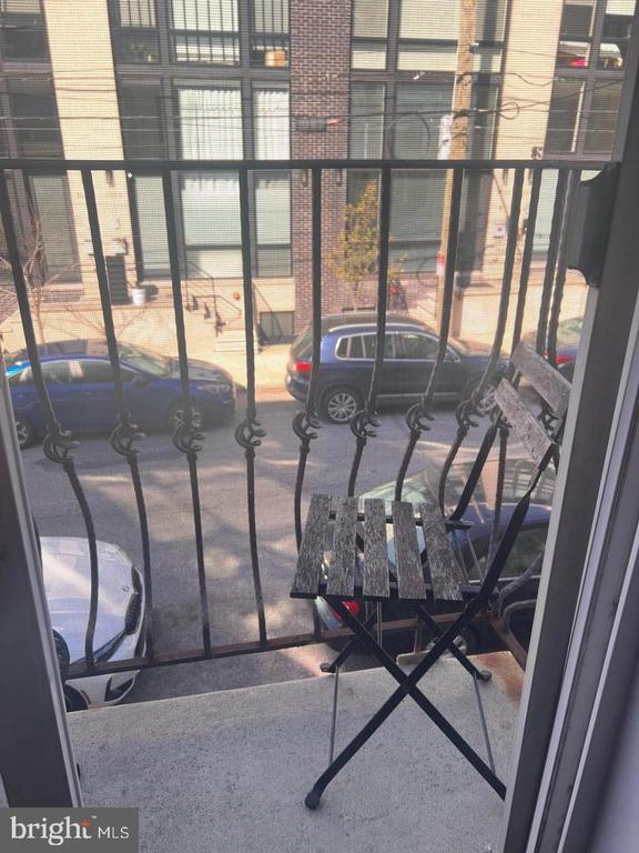 169 W JEFFERSON ST #3