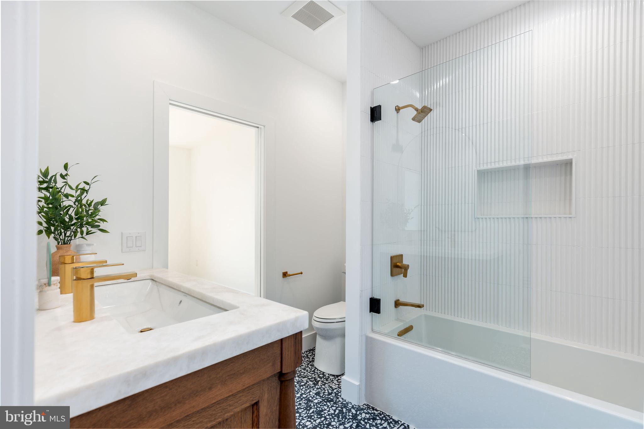 112 Righter St | RIGHTER HAUS COLLECTIVE