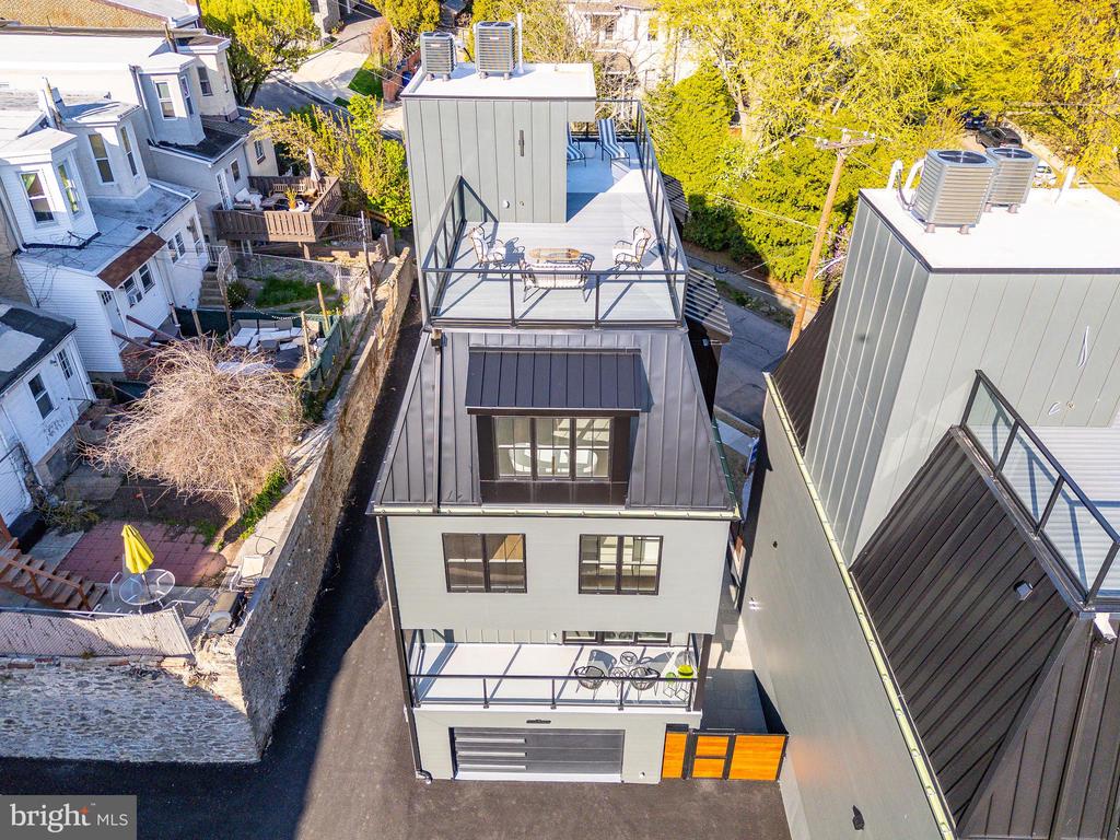 112 Righter St | RIGHTER HAUS COLLECTIVE