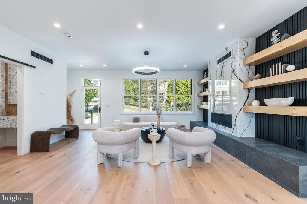 112 Righter St | RIGHTER HAUS COLLECTIVE