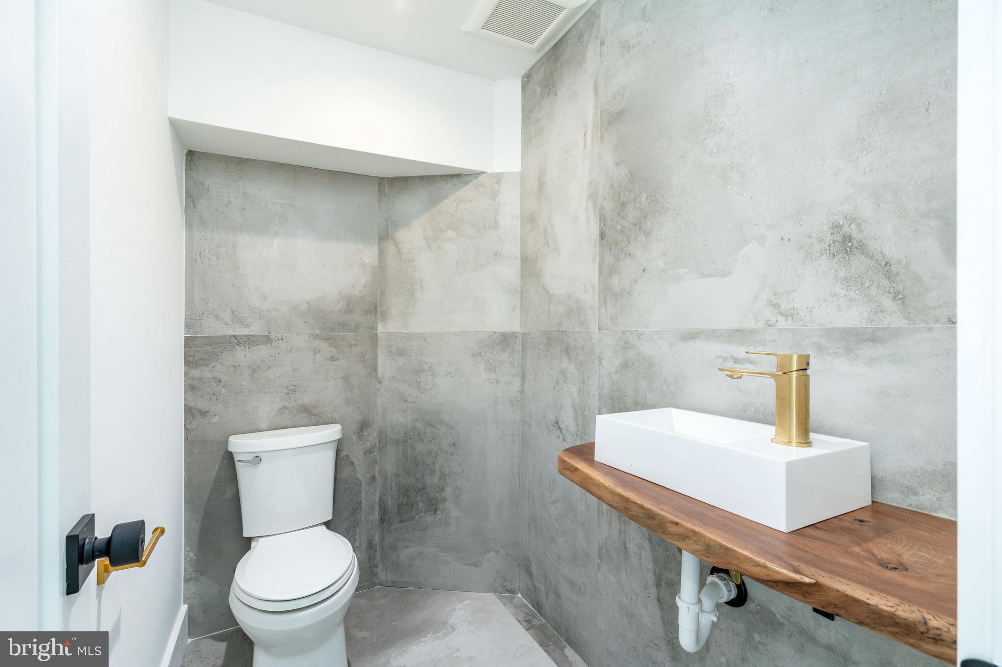 112 Righter St | RIGHTER HAUS COLLECTIVE