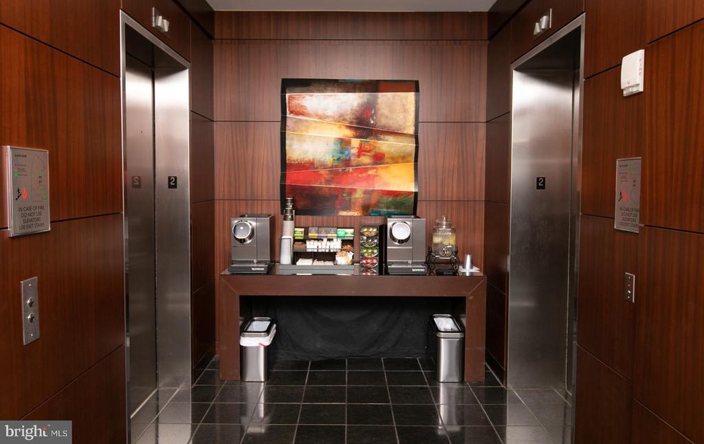 1414 S PENN SQ #10E