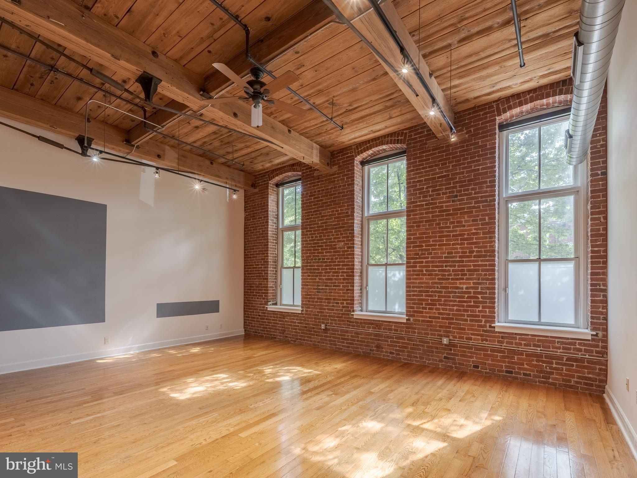 2551 Trenton Ave #105