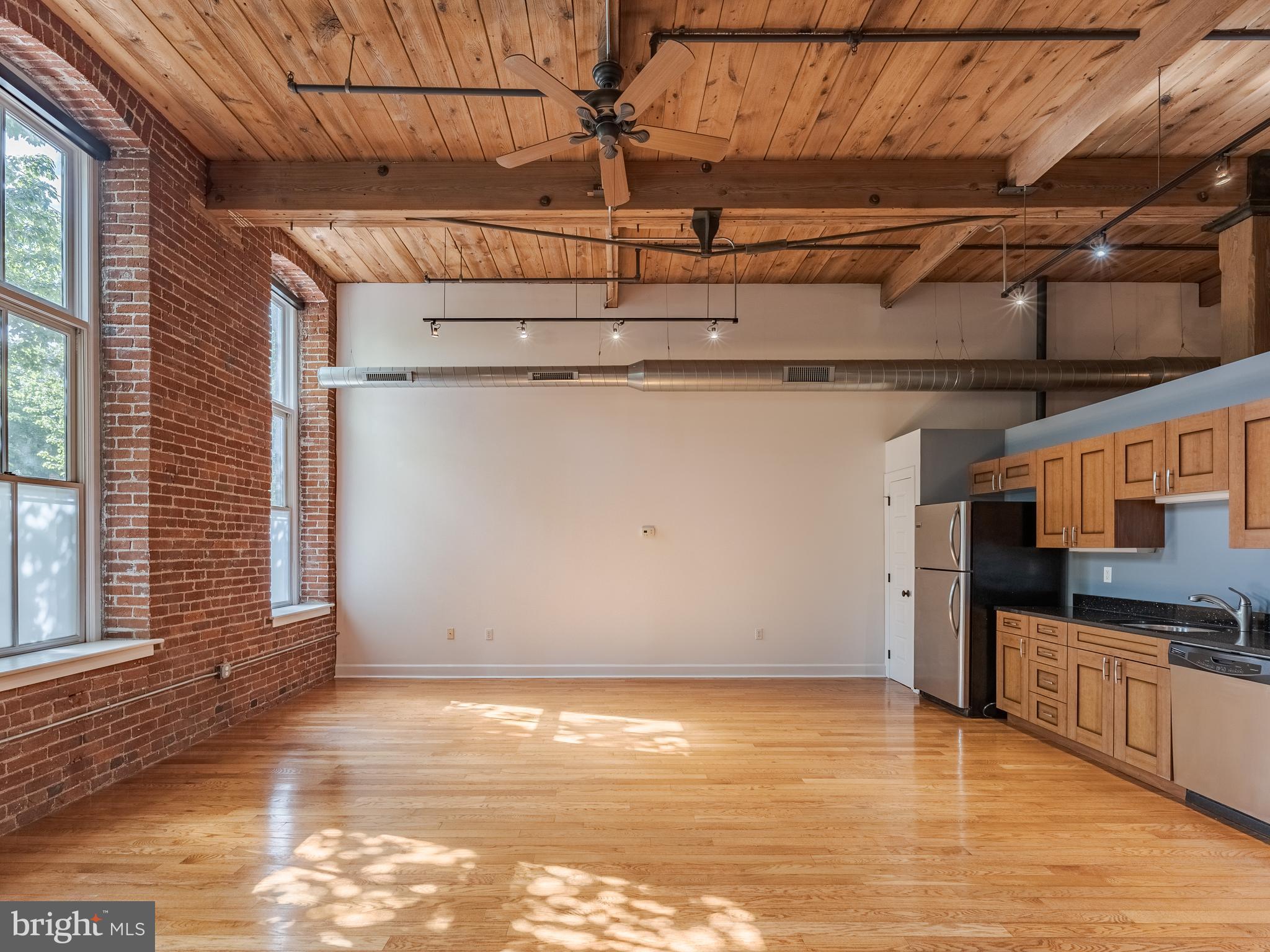 2551 Trenton Ave #105